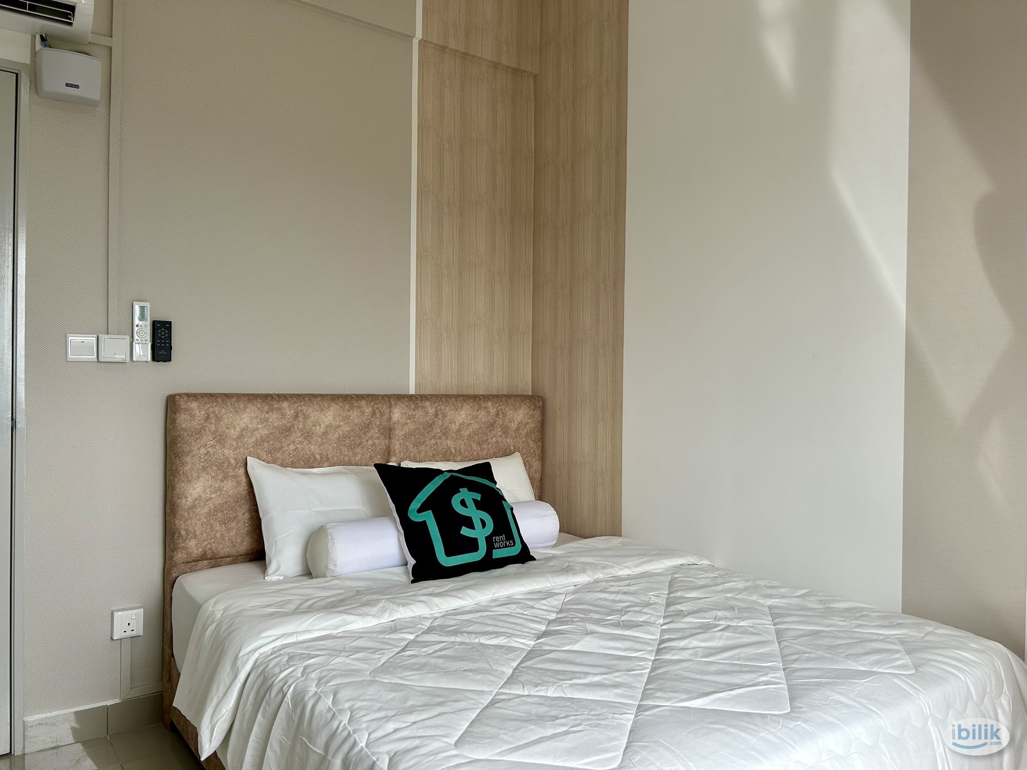 Middle Room at Acacia Residences, Sepang - Image 1