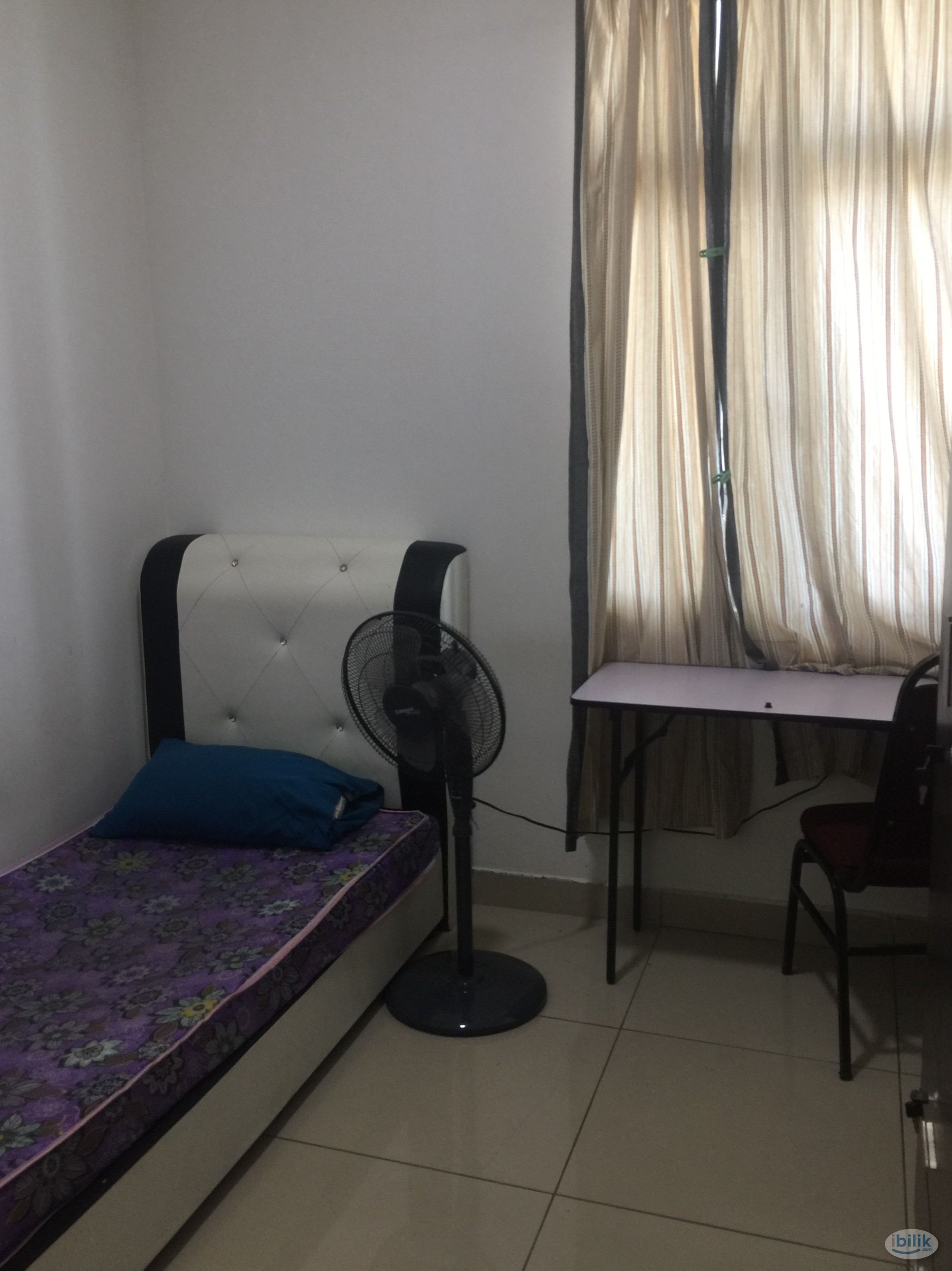 Single Room at Meridin Bayvue, Masai - Image 1