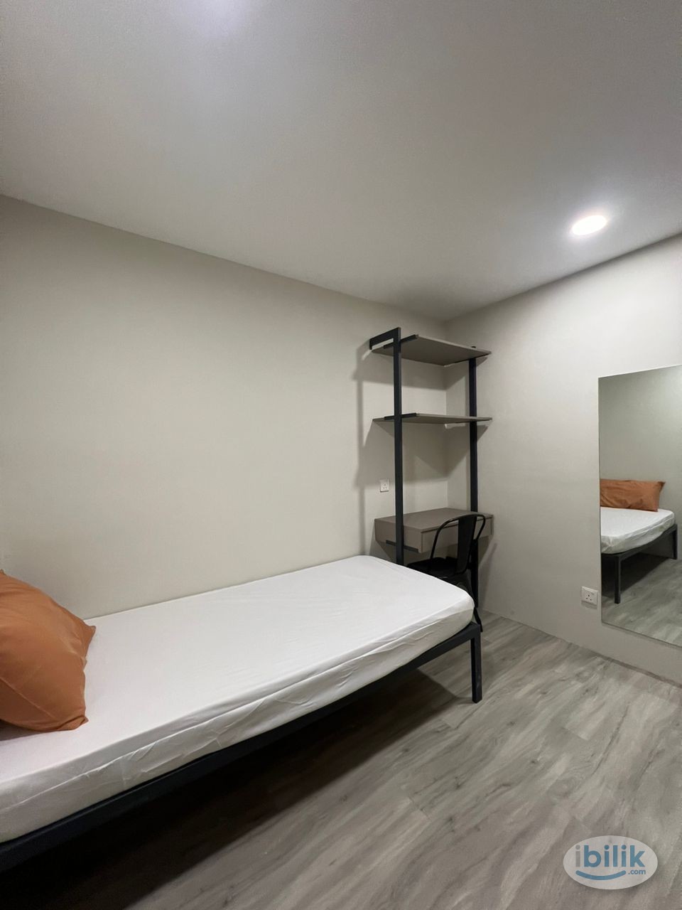 Raya Promo 🕌 Working at Main Place Mall ❓ Room for Rent near LRT USJ21 - Image 5