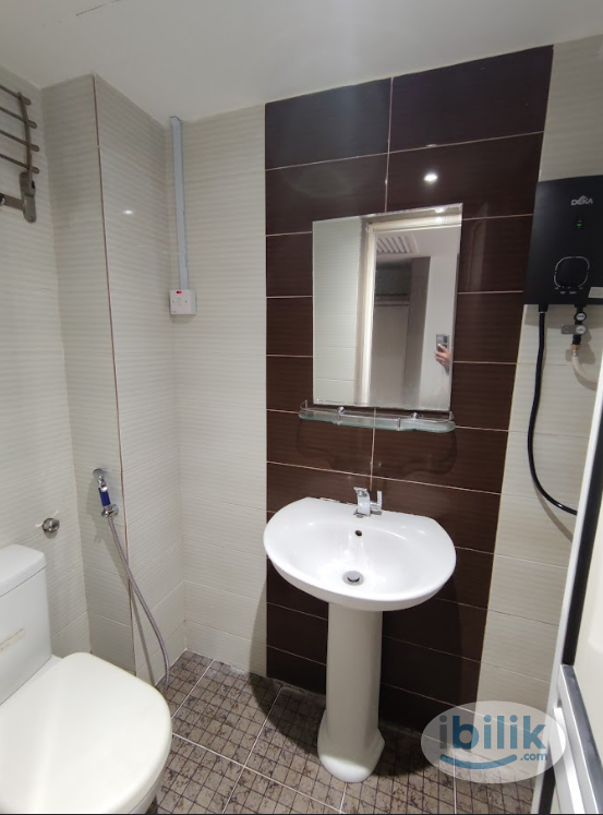 ❗CoLiving Hotel Room at Chow Kit KL❗, Room with Private Bathroom 🛀 - Image 2