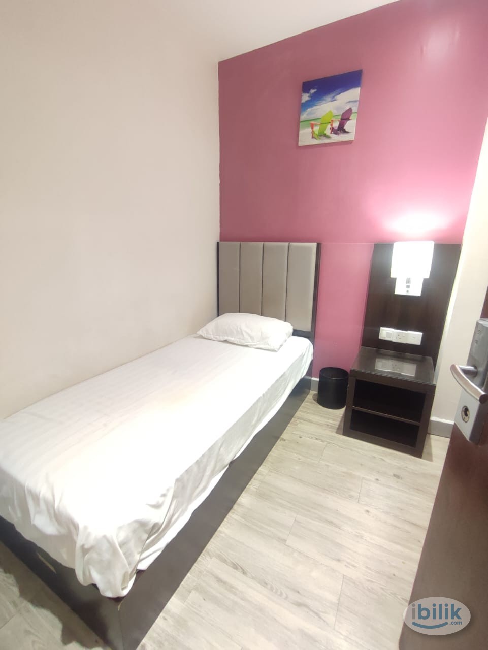 💢Just a walk to Petaling Streets ⚡6mins 🚶‍♂️ LRT/MRT Pasar Seni | Room with Private Bathroom 🚽 - Image 2