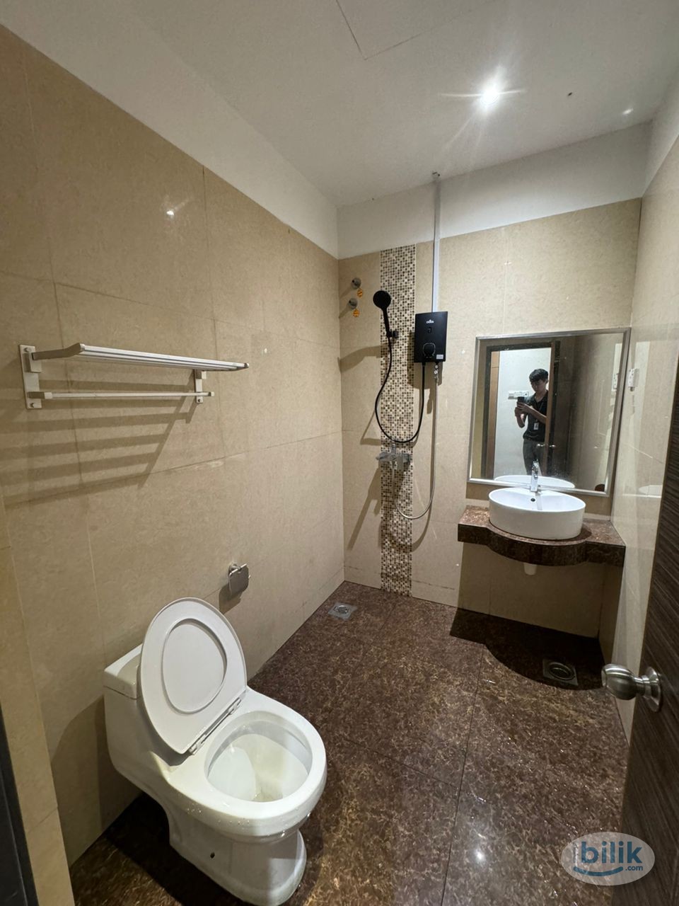 🔥 Zero Deposit 🚫 Master Room attach Private Toilet 🚽 - Image 2