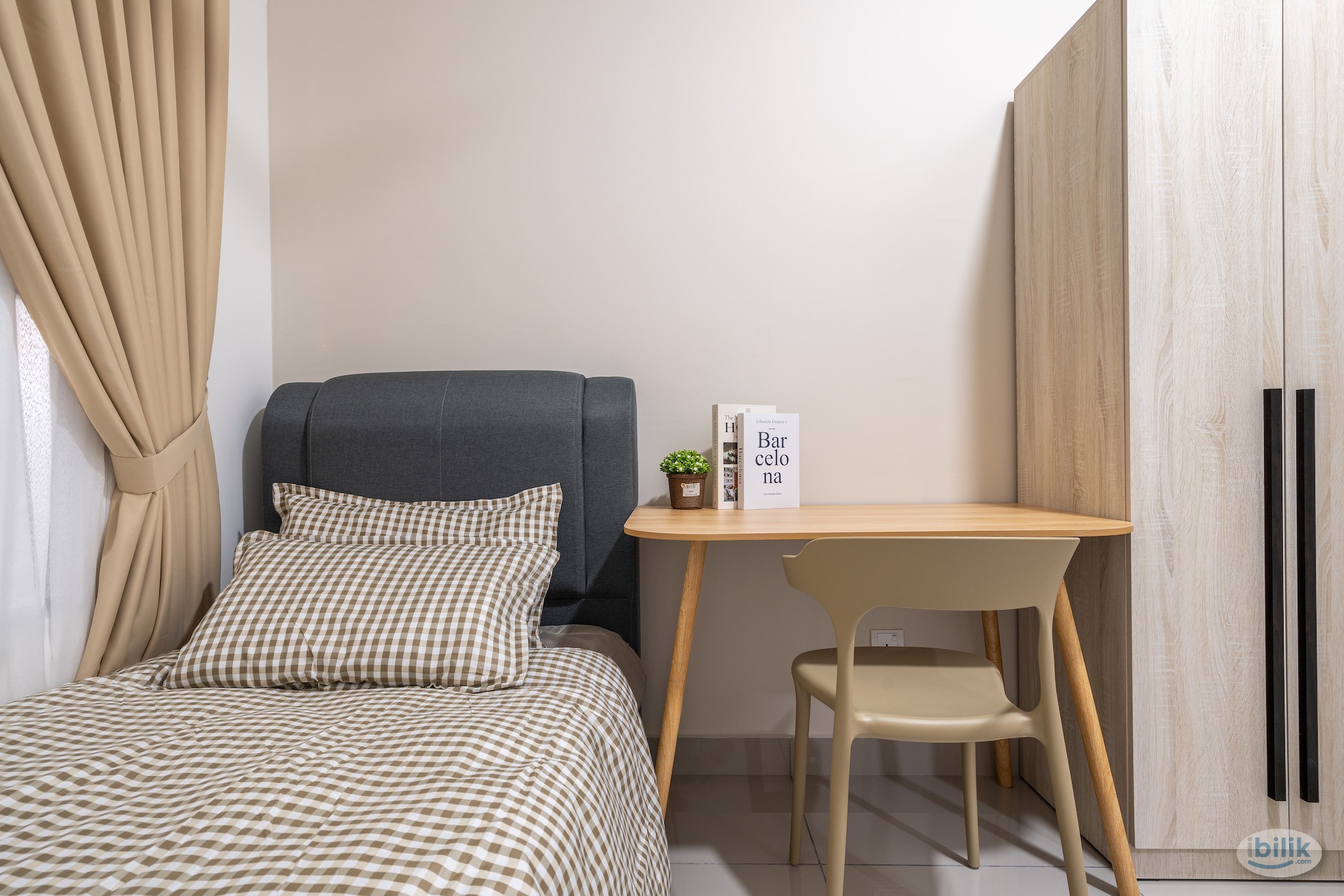 (Muji Theme) Tropicana Aman 1 Single Room For Rent - Image 1