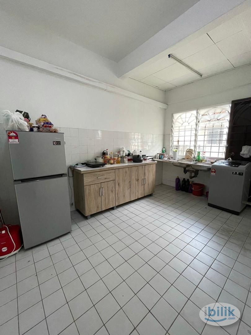 Single Room at PJS 9, Bandar Sunway - Image 1