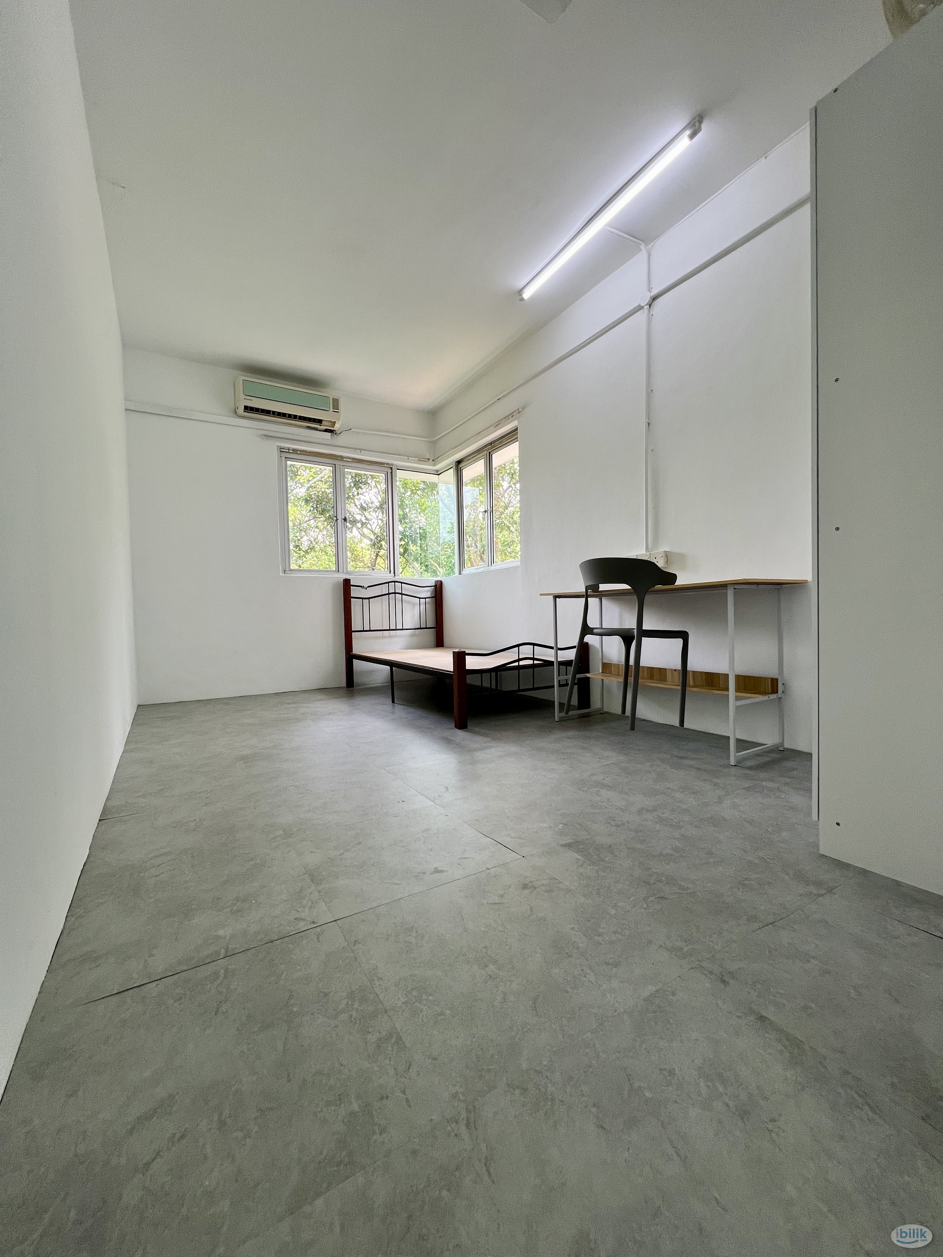 Single Room at Cyberia Crescent 1, Cyberjaya - Image 1