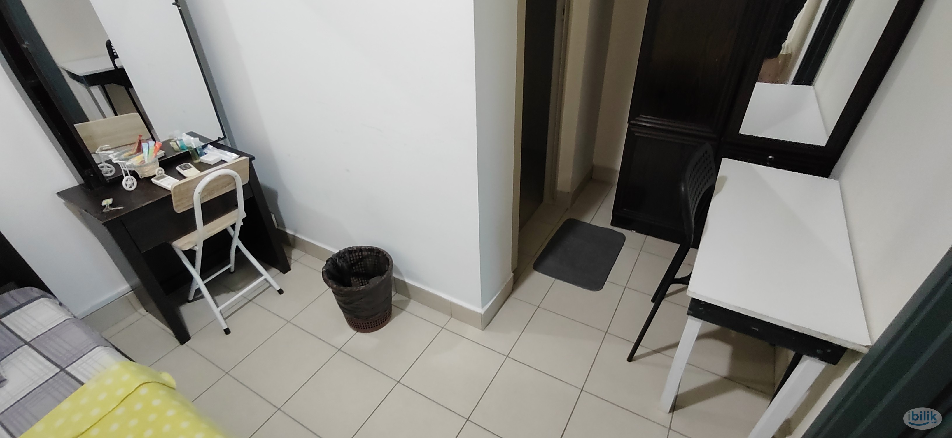 Single Room at Casa Tropicana - Image 1