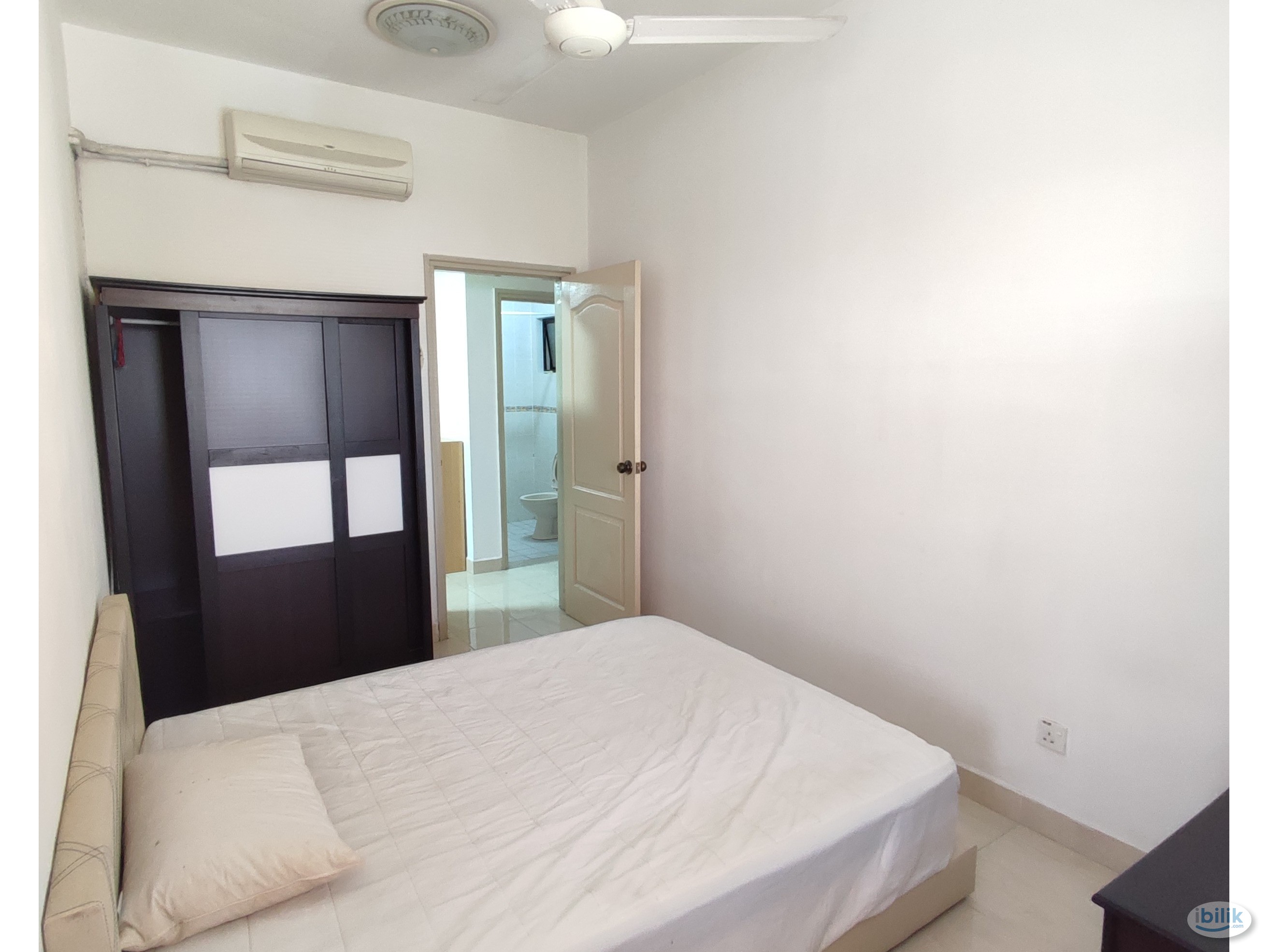 Middle Last room available at Pelangi utama condominium - Image 1