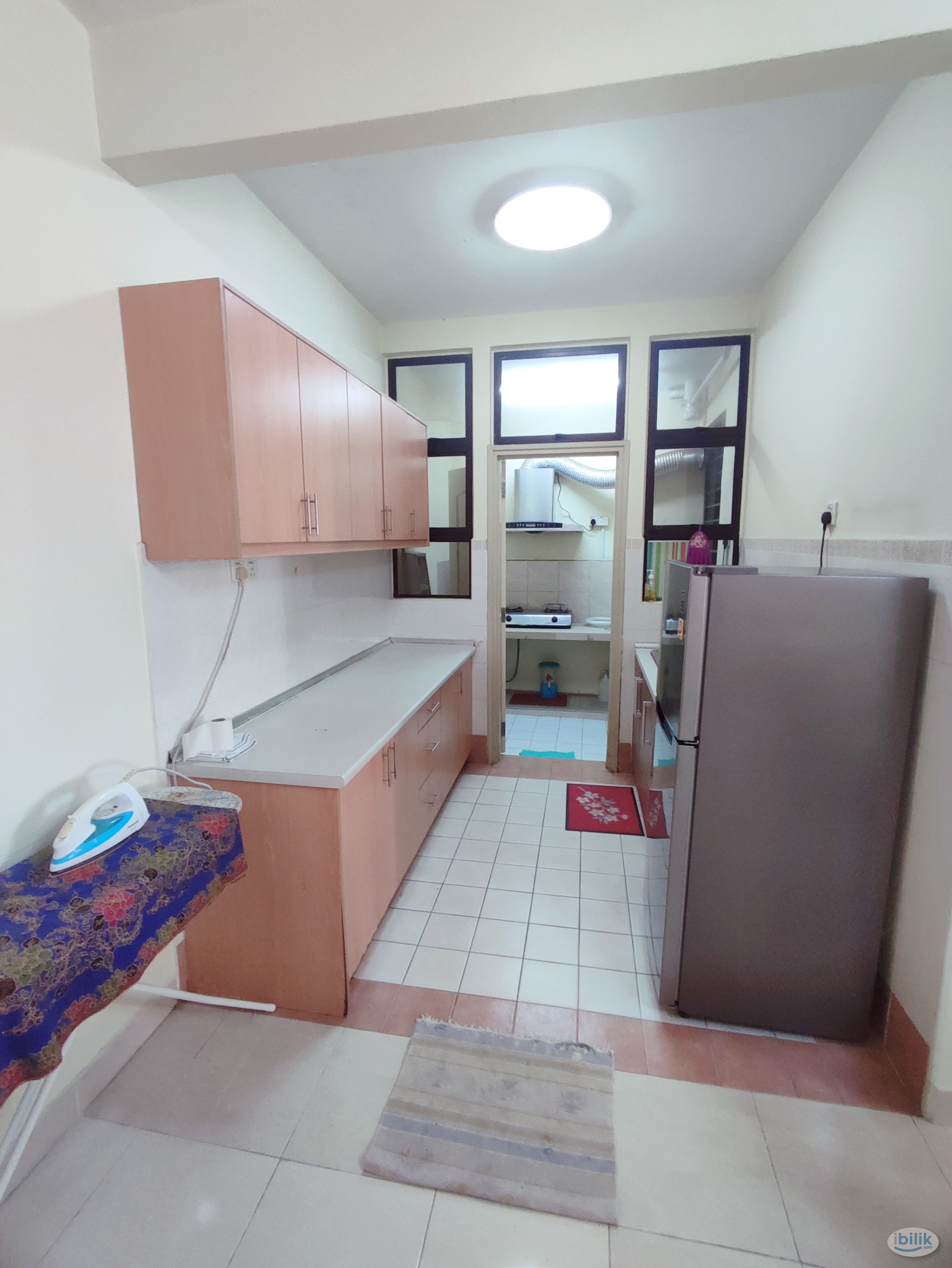 Single room available for rent at Pelangi UTAMA CONDO - Image 1