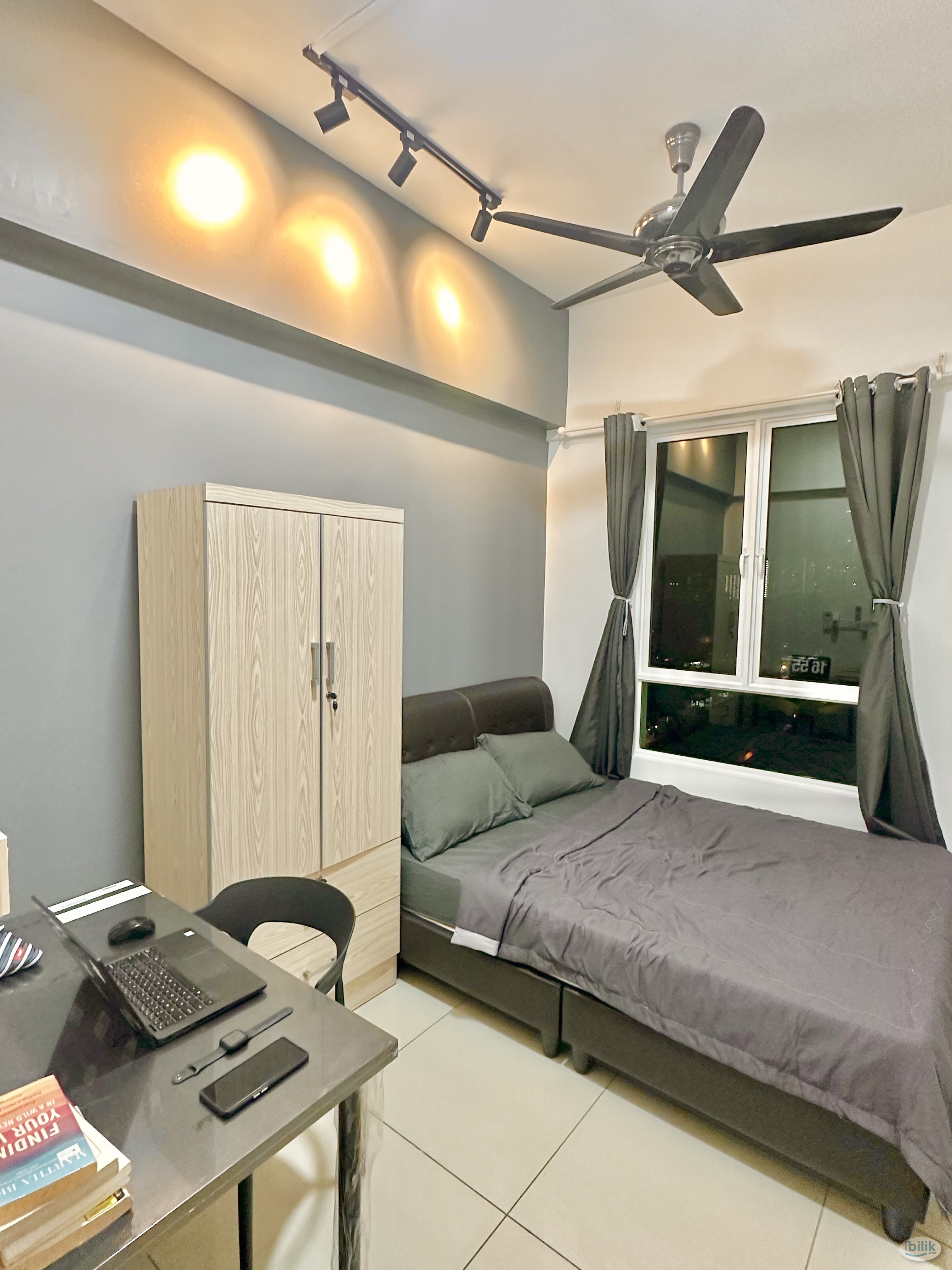 Middle Room at Bayan Lepas, Penang - Image 1