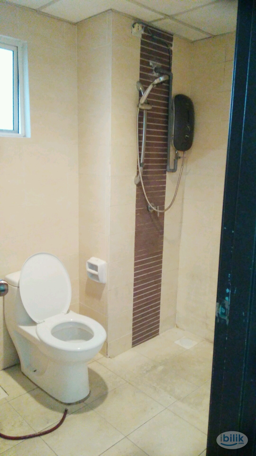 FEMALE Middle Room at Cova Suites, Kota Damansara - Image 1