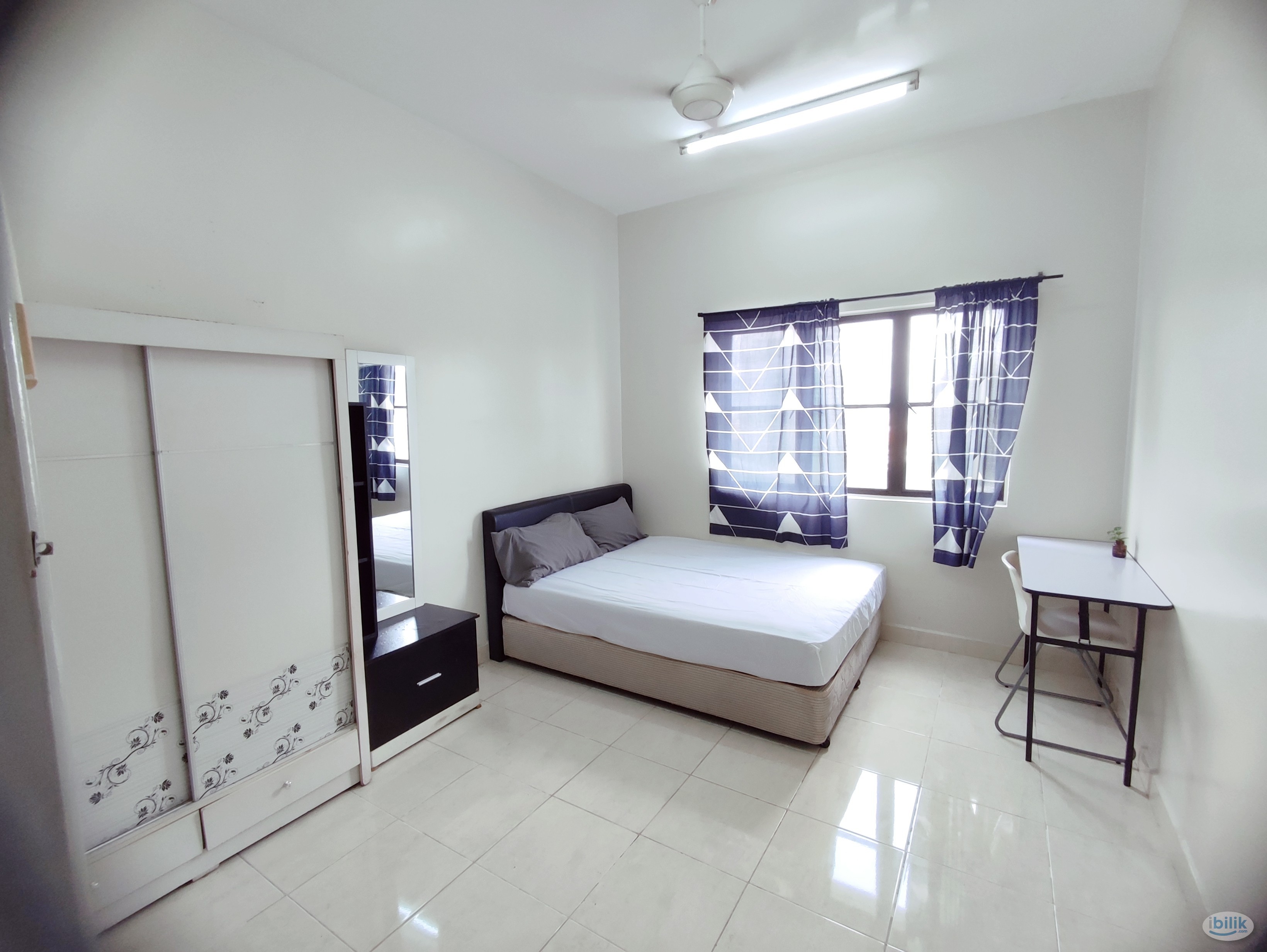 High floor Master bedroom at Pelangi utama condominium - Image 3