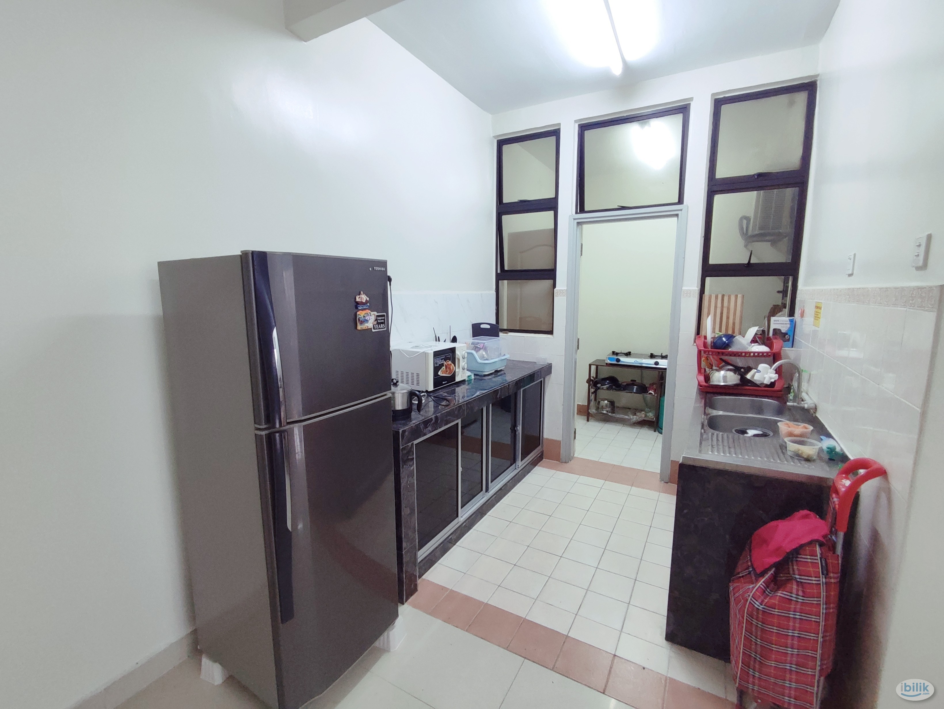 High floor Master bedroom at Pelangi utama condominium - Image 5