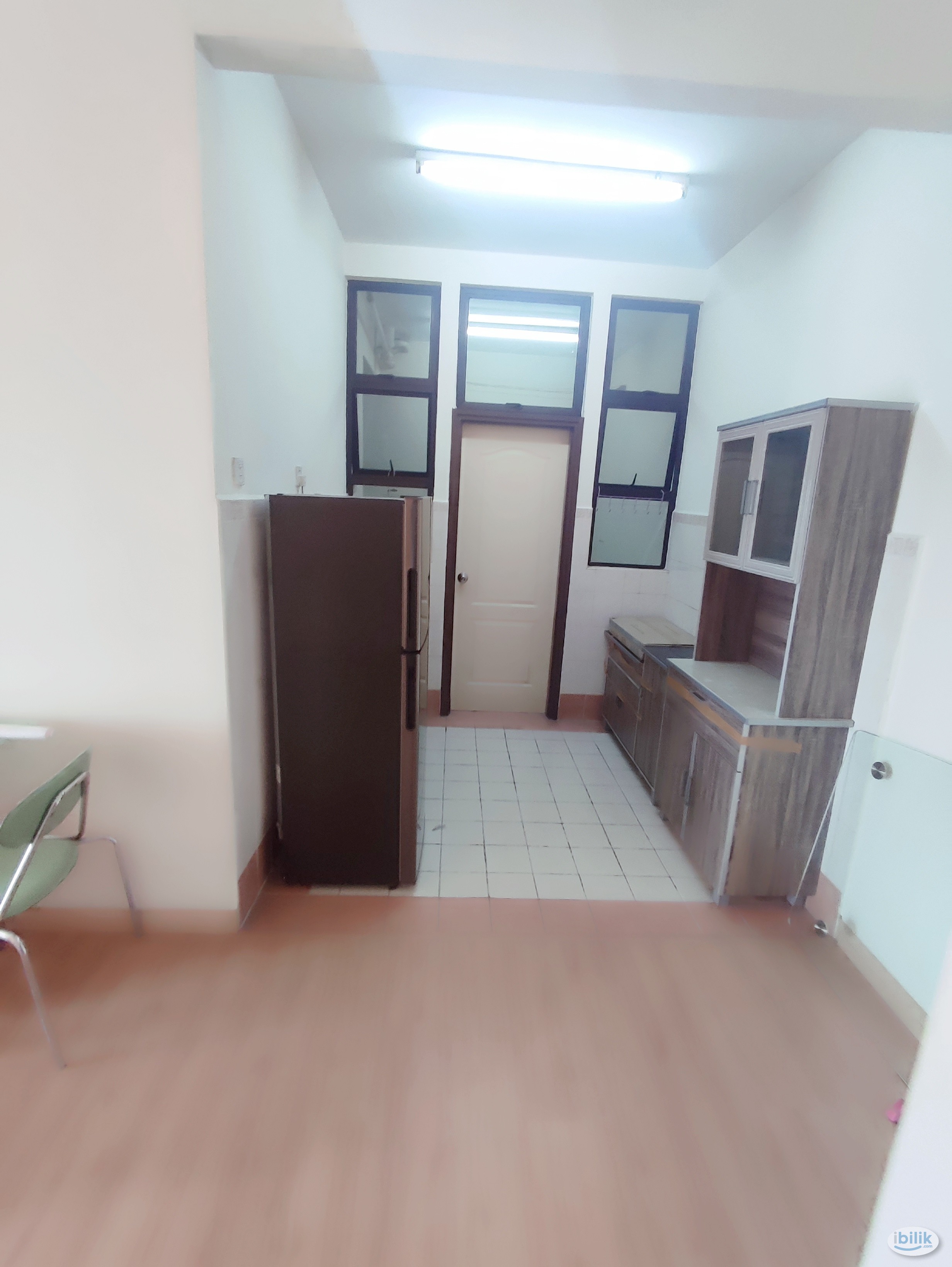 ⭐⭐⭐ FEMALE MIDDLE ROOM AT PELANGI UTAMA CONDO - Image 4