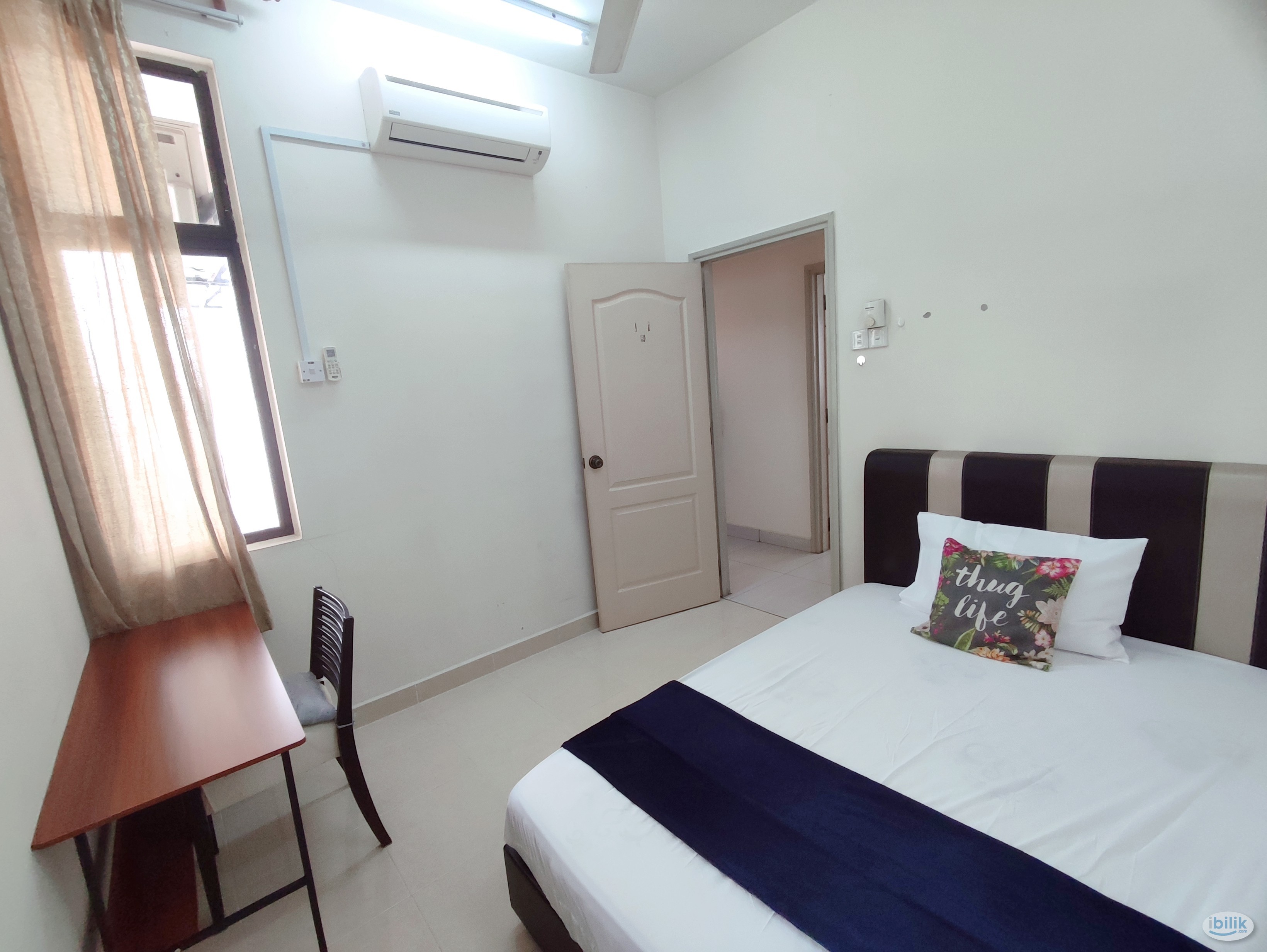 Budget Male room at Pelangi utama condominium - Image 2