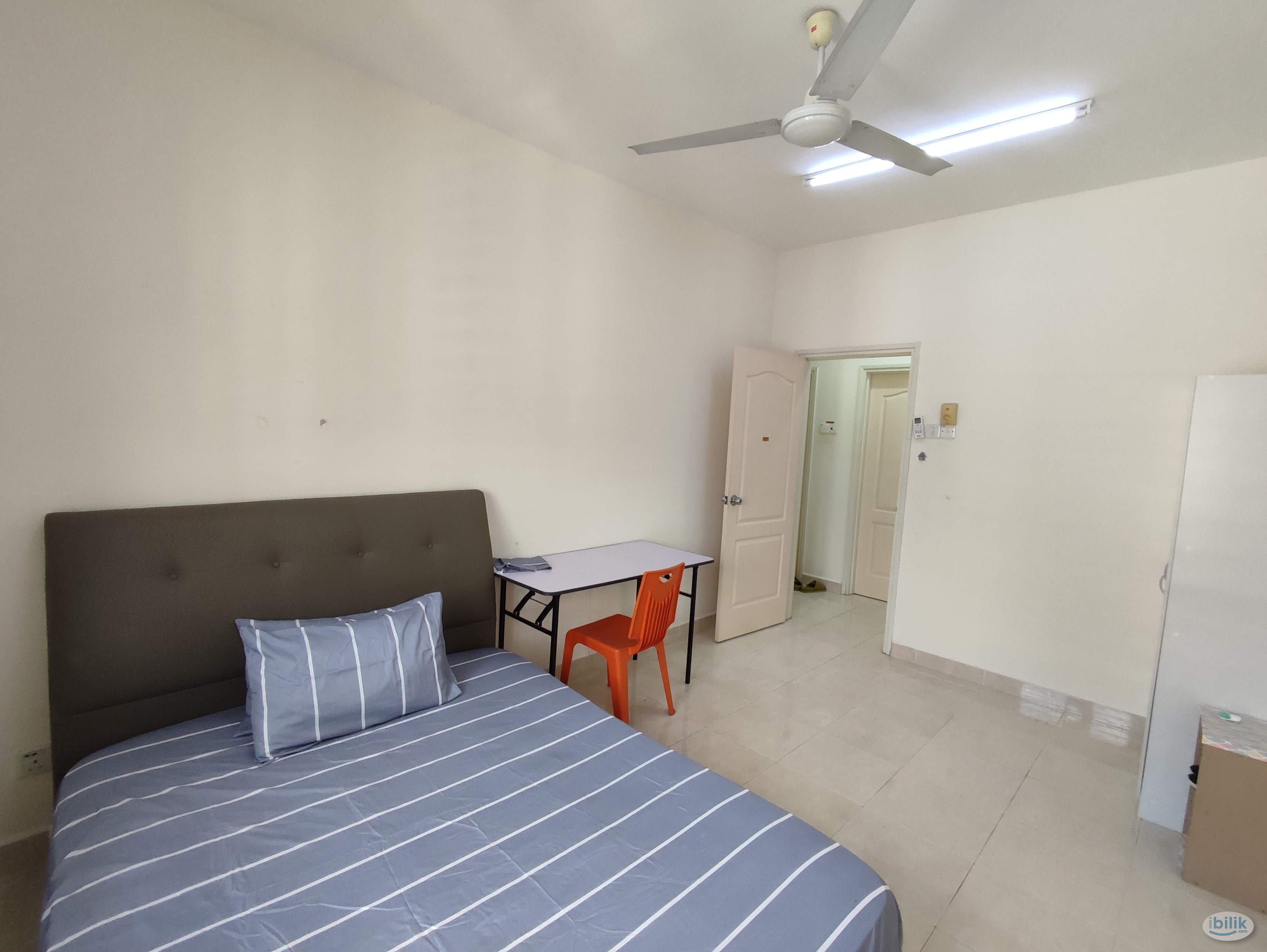 Don't miss Female middle room at Pelangi utama condominium - Image 2