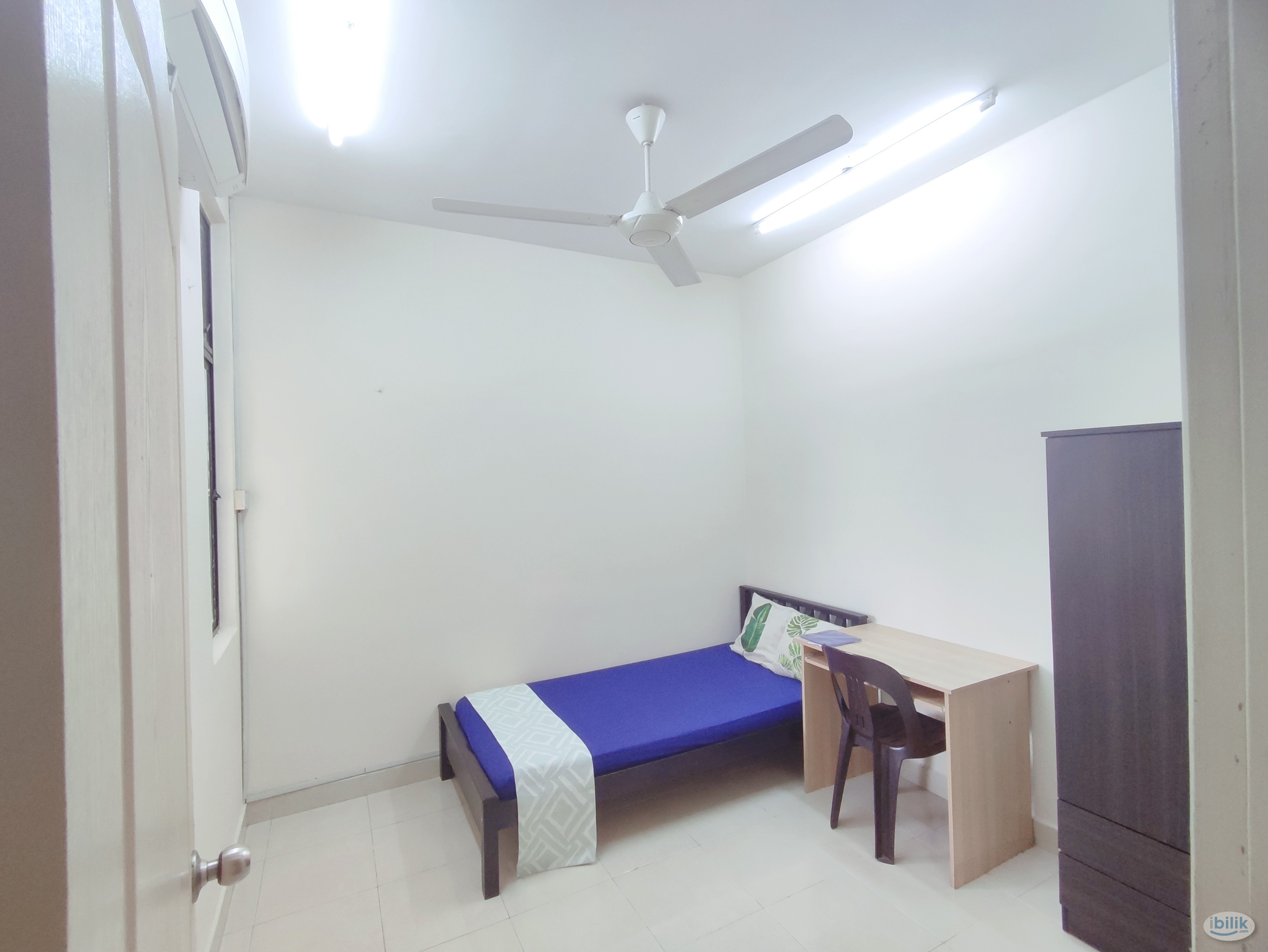 Female single room at Pelangi utama condominium - Image 1