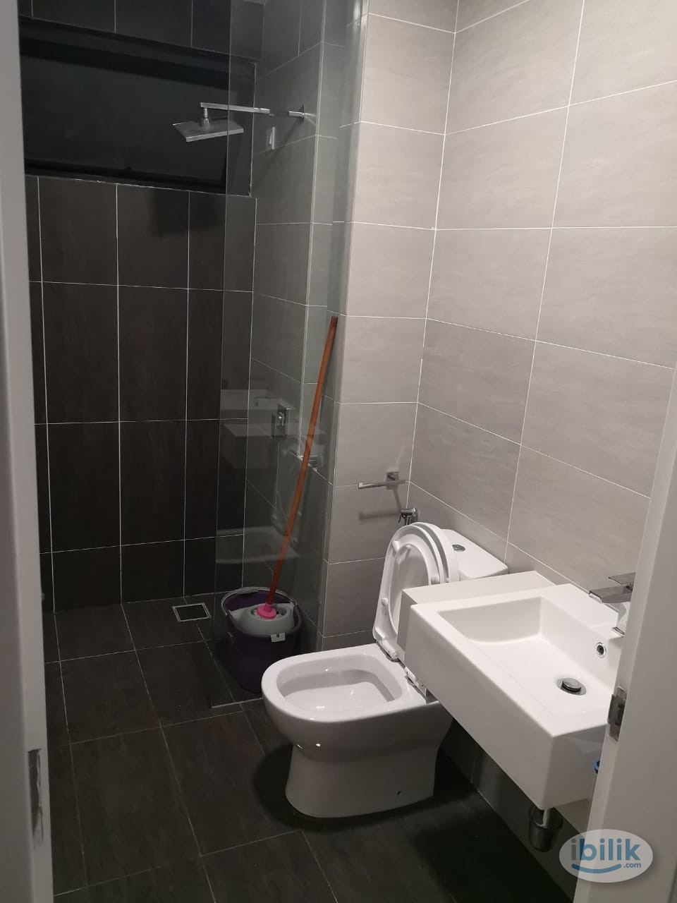 Master Room at CloudTree, Bandar Damai Perdana - Image 2