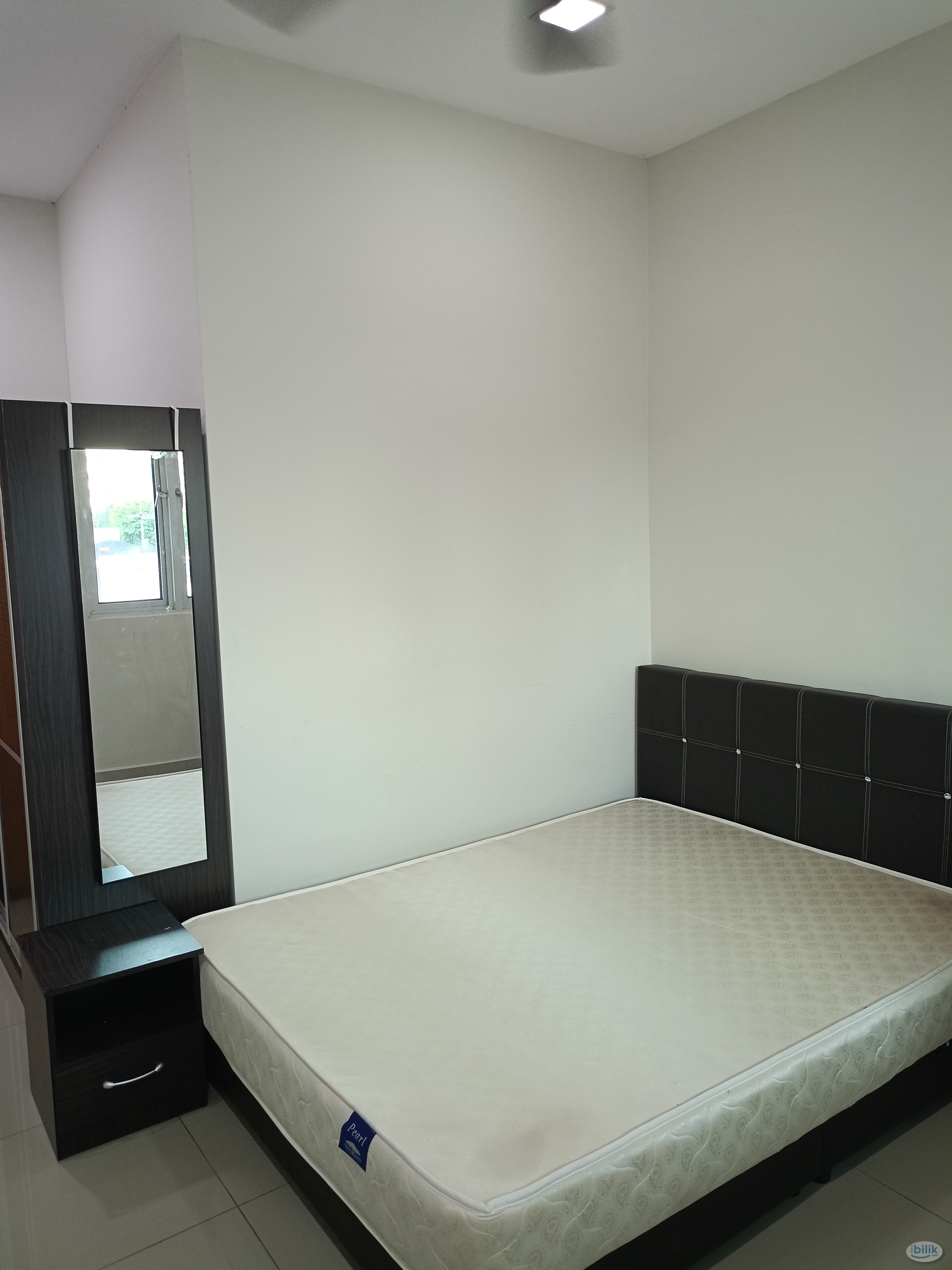Middle Room at VERVE Suites, Old Klang Road - Image 1