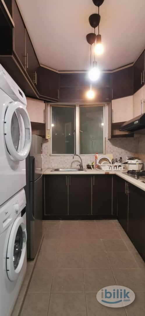 Middle Room at Warisan Cityview, Sunway Velocity, TRX, Maluri Cheras - Image 2