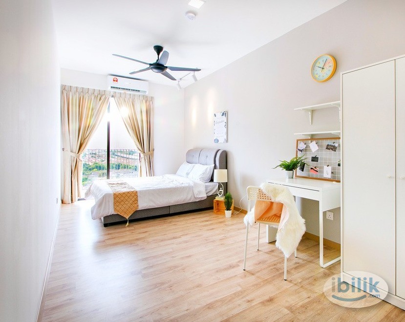 Middle Room at Emporis, Kota Damansara - Image 4