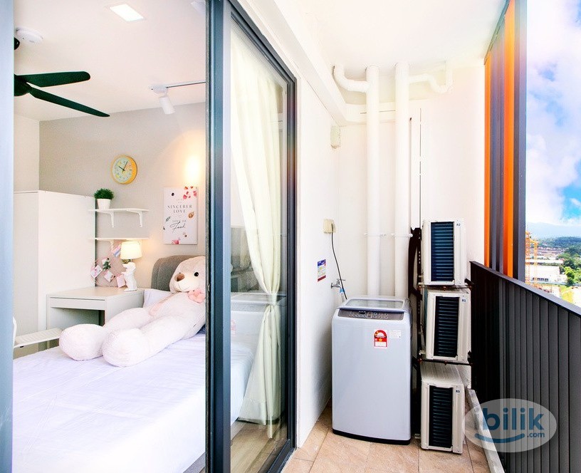 Middle Room at Emporis, Kota Damansara - Image 1