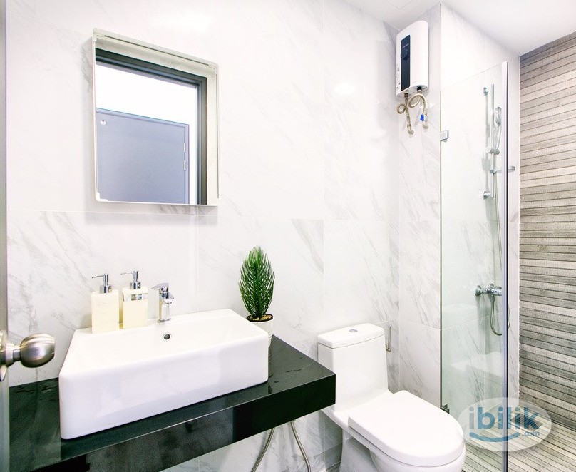 Middle Room at Emporis, Kota Damansara - Image 3