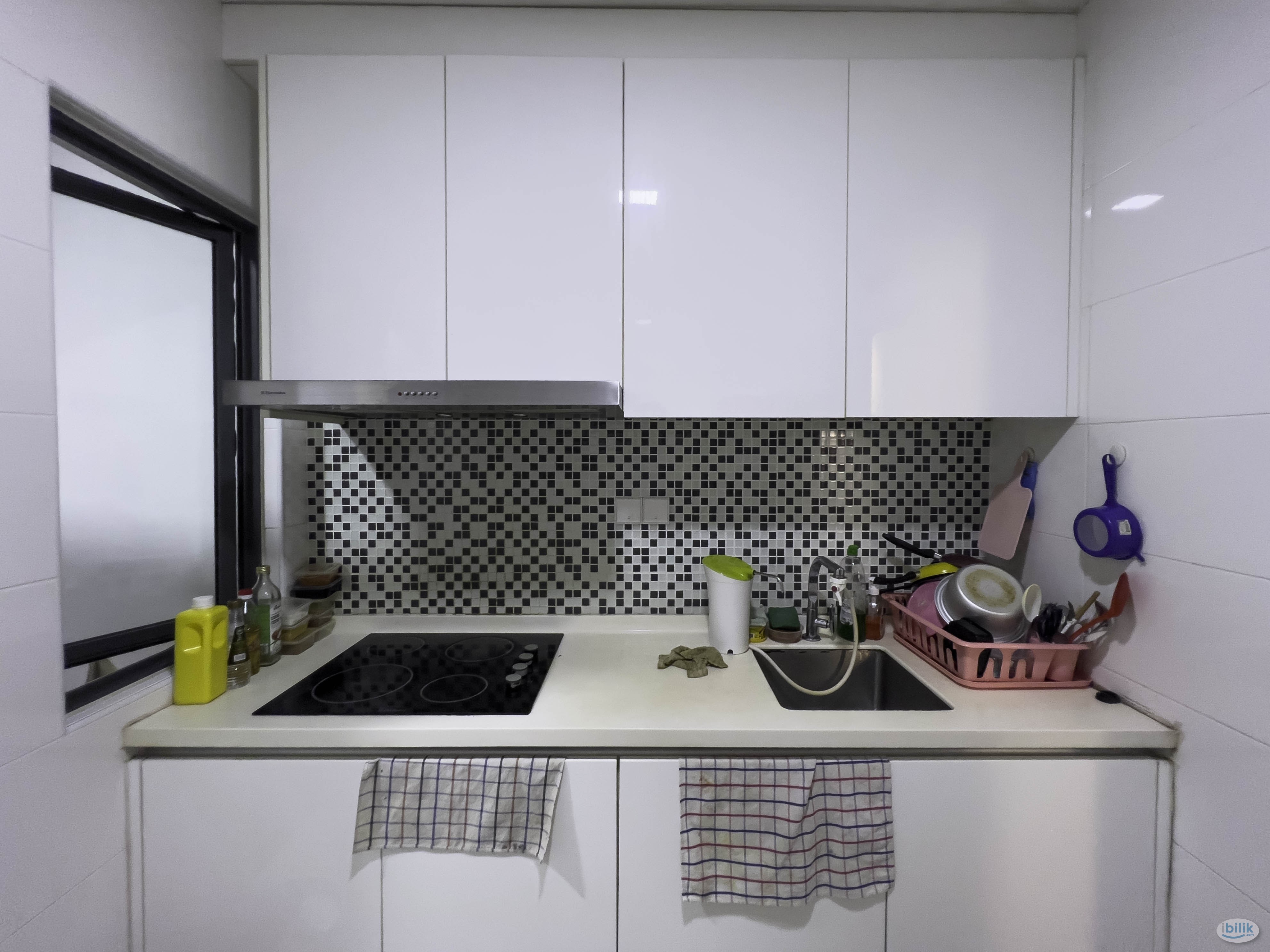 Fully Furnished Sharing Room for Rent @ Utropolis Glenmarie - Image 4