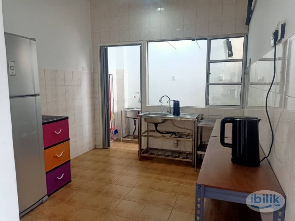 Nice 🧰 Male Middle Room Rent at Elaeis 2 condo Bukit Jelutong, Shah Alam. - Image 2