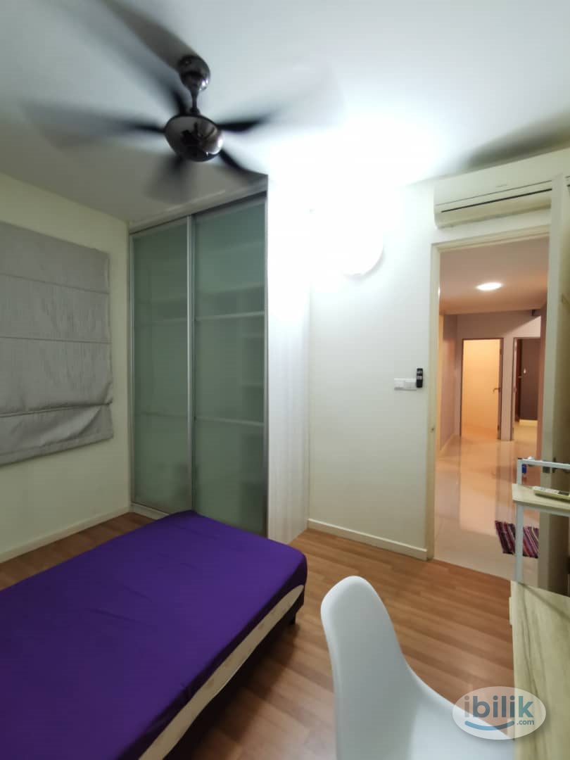 Middle Room Casa Kiara II, Mont Kiara, Gardens School, Verve Suites and Gateway Kiaramas !!! - Image 3