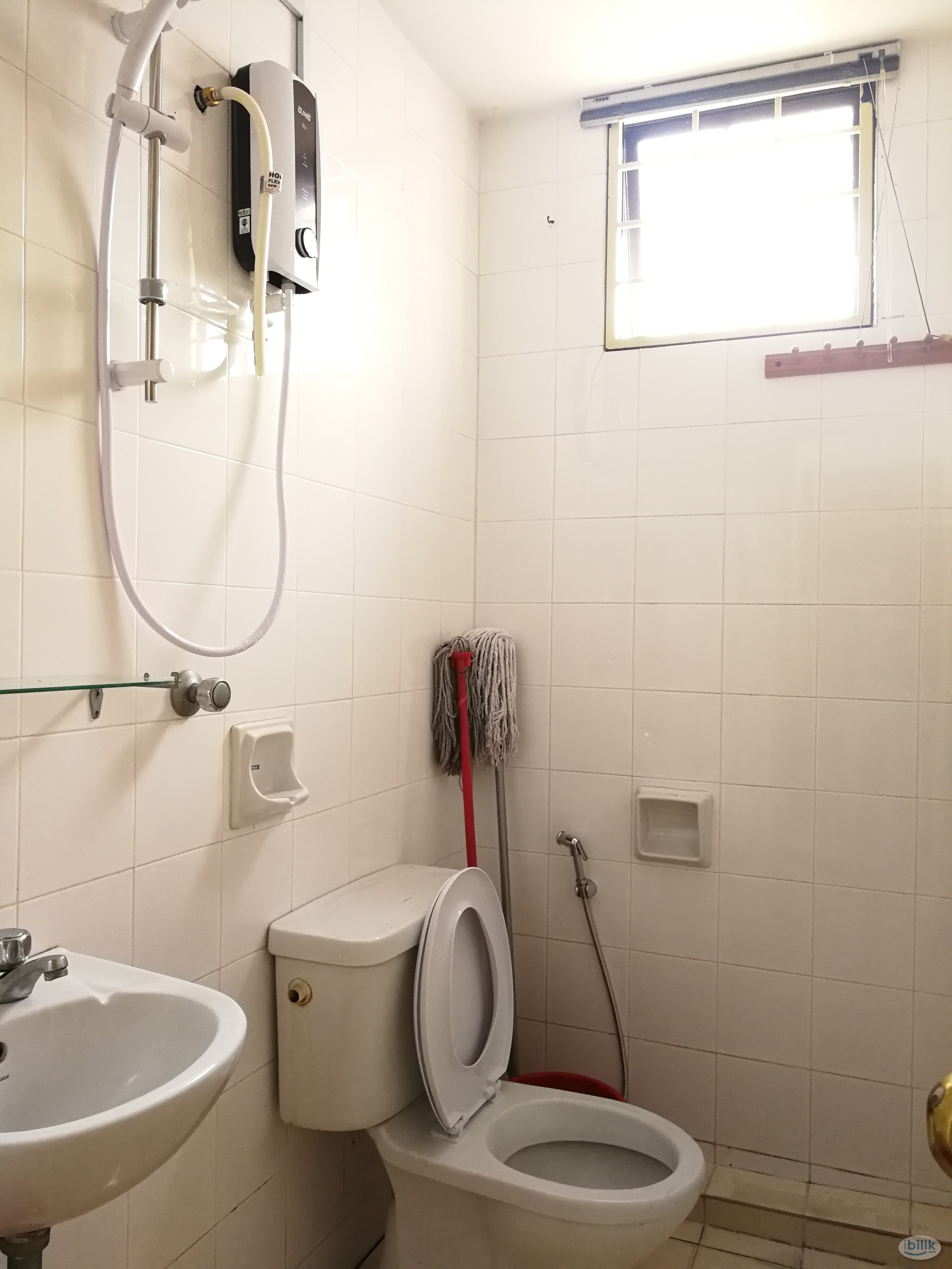 🔥6mins to Publika🔥 Fully Furnished Medium Room [MALE] at Menara Duta 2, Dutamas/ Mont Kiara/ Hartamas - Image 3