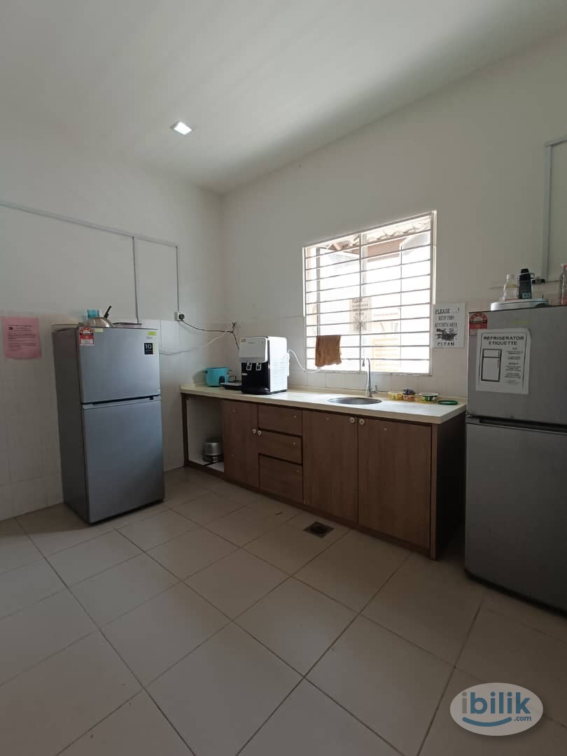 🤩Middle Room at Setia Alam🤩DRIVING TO SETIA CITY MALL🚗DRVING DISTANCE TO TOP GLOVE🚗DRIVING DISTANCE TO SETIA TAIPAN🚗SETI - Image 4