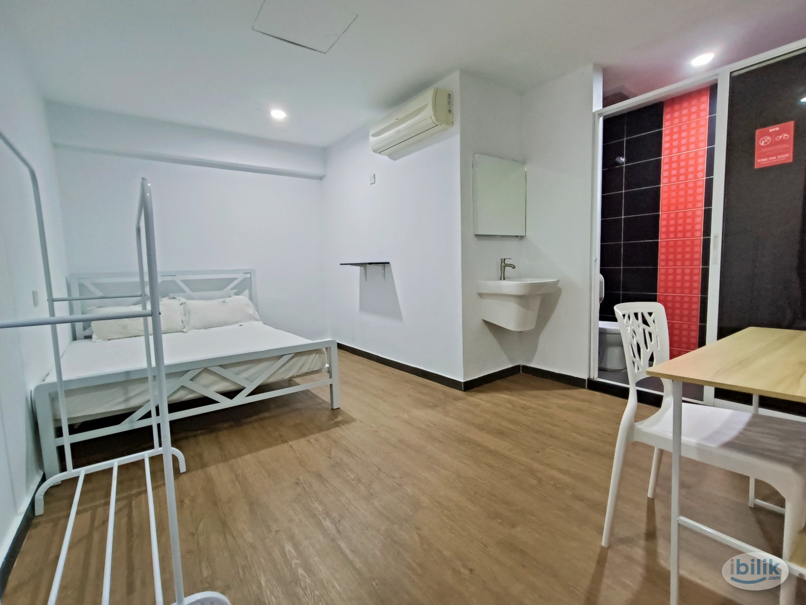 Immediate Move In Room with Zero Deposit at SS4 Kelana Jaya/Paradigm Mall Kelana Jaya, Petaling Jaya - Image 1