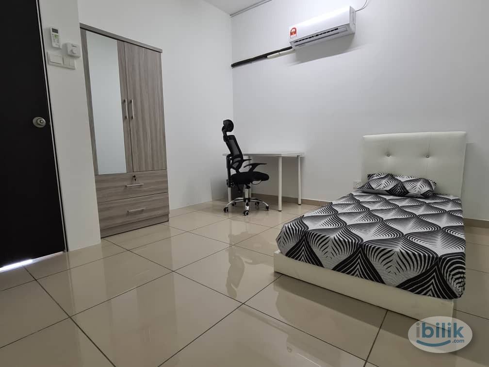 Single Room at Arena Residence, Bayan Baru - Image 5