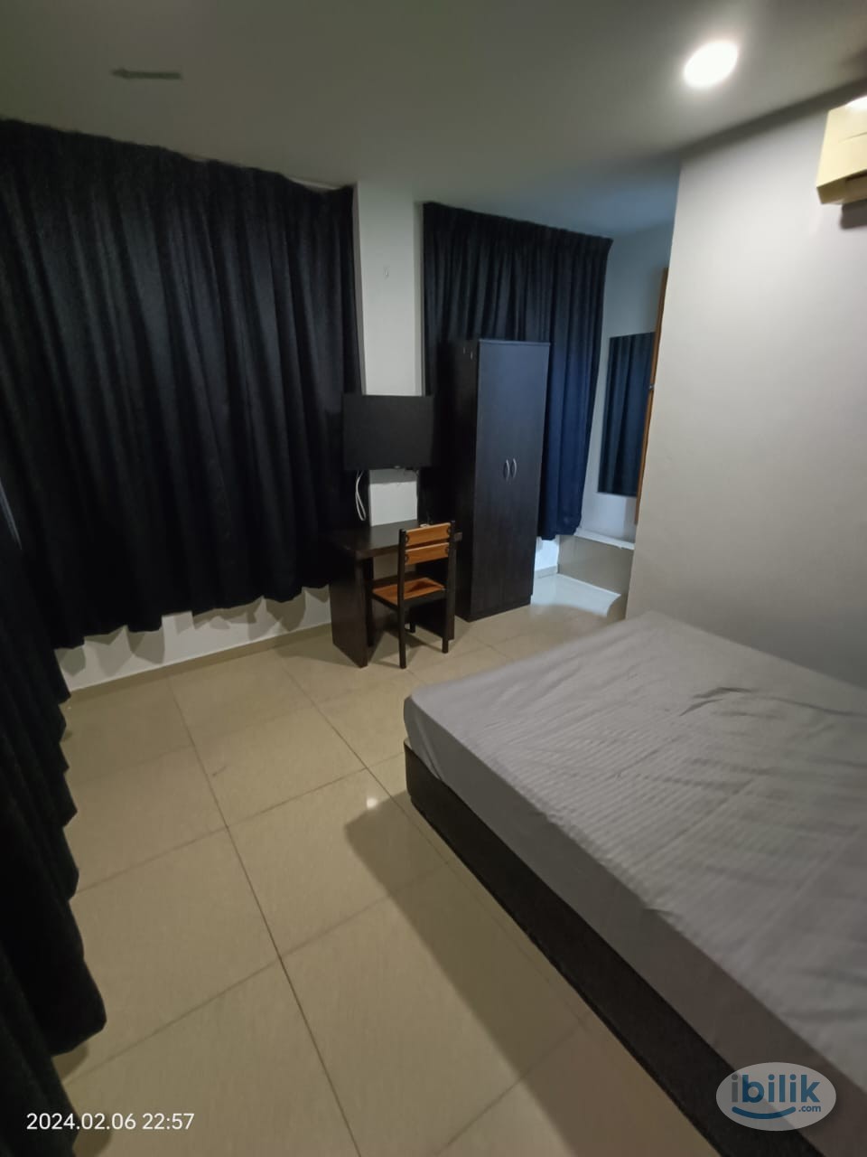 10 mins to West Port -Room to Rent In Bandar Botanic Klang, Near to Aeon Bukit Tinggi, Easy to Kesas highway, KSL Mall - Image 1
