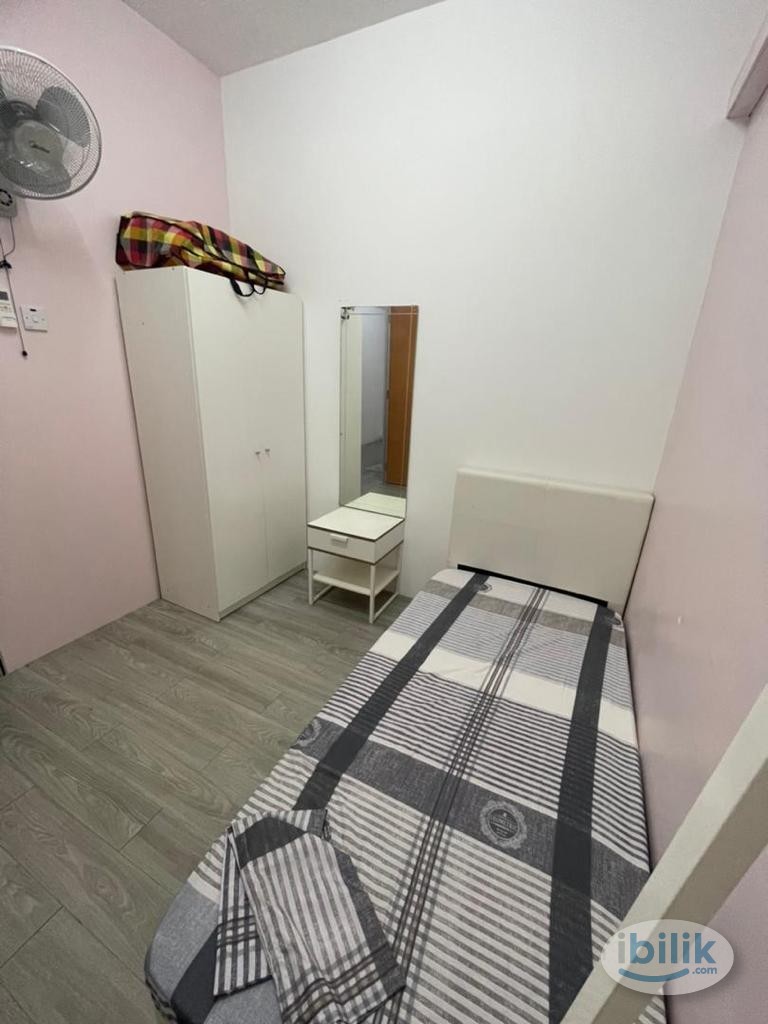 5 Mins walk to SS15 LRT, Single Room at SS15, Subang Jaya, HIS International School, SS15 Courtyard, 2nd Street SS15 Bun - Image 1