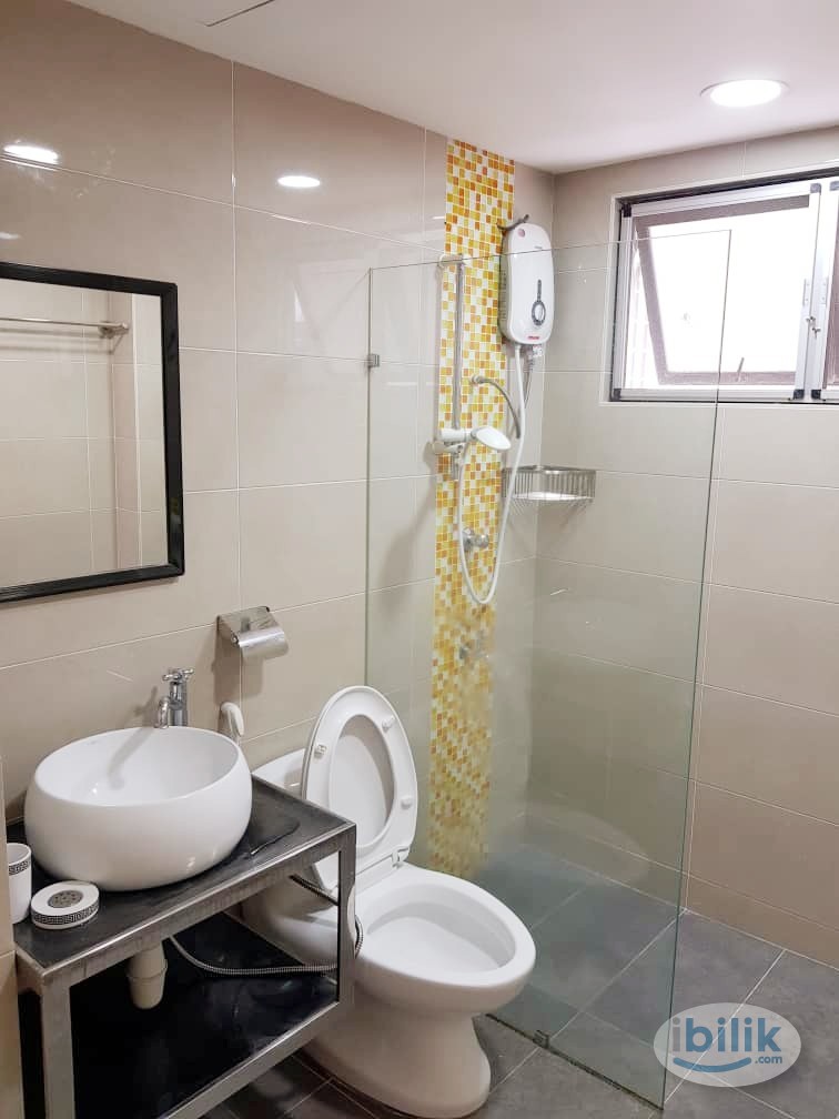 Master Room at One Ampang Avenue, Ampang - Image 1