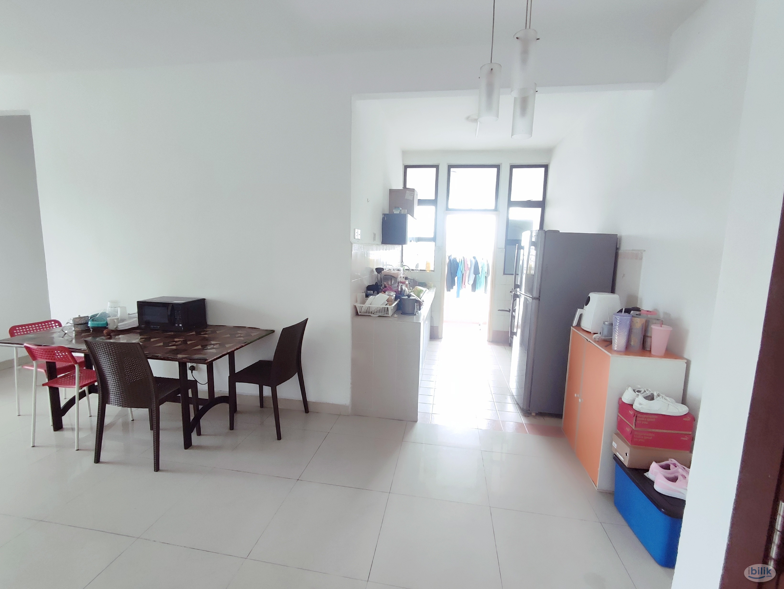 Master Room at Pelangi Utama, Bandar Utama - Image 2