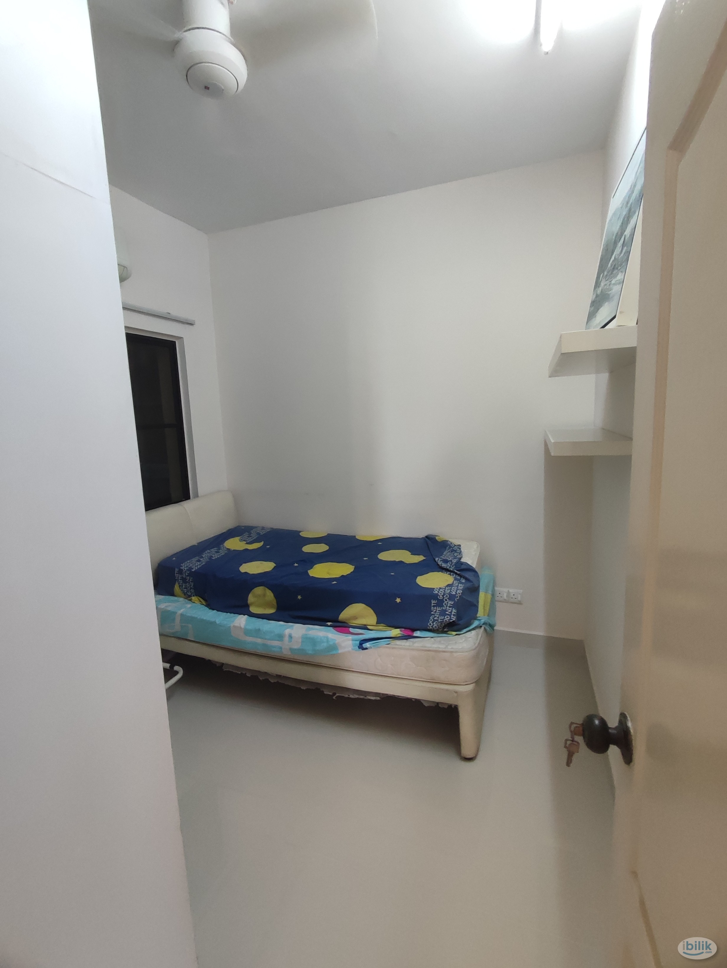 Small room available at Pelangi utama - Image 1