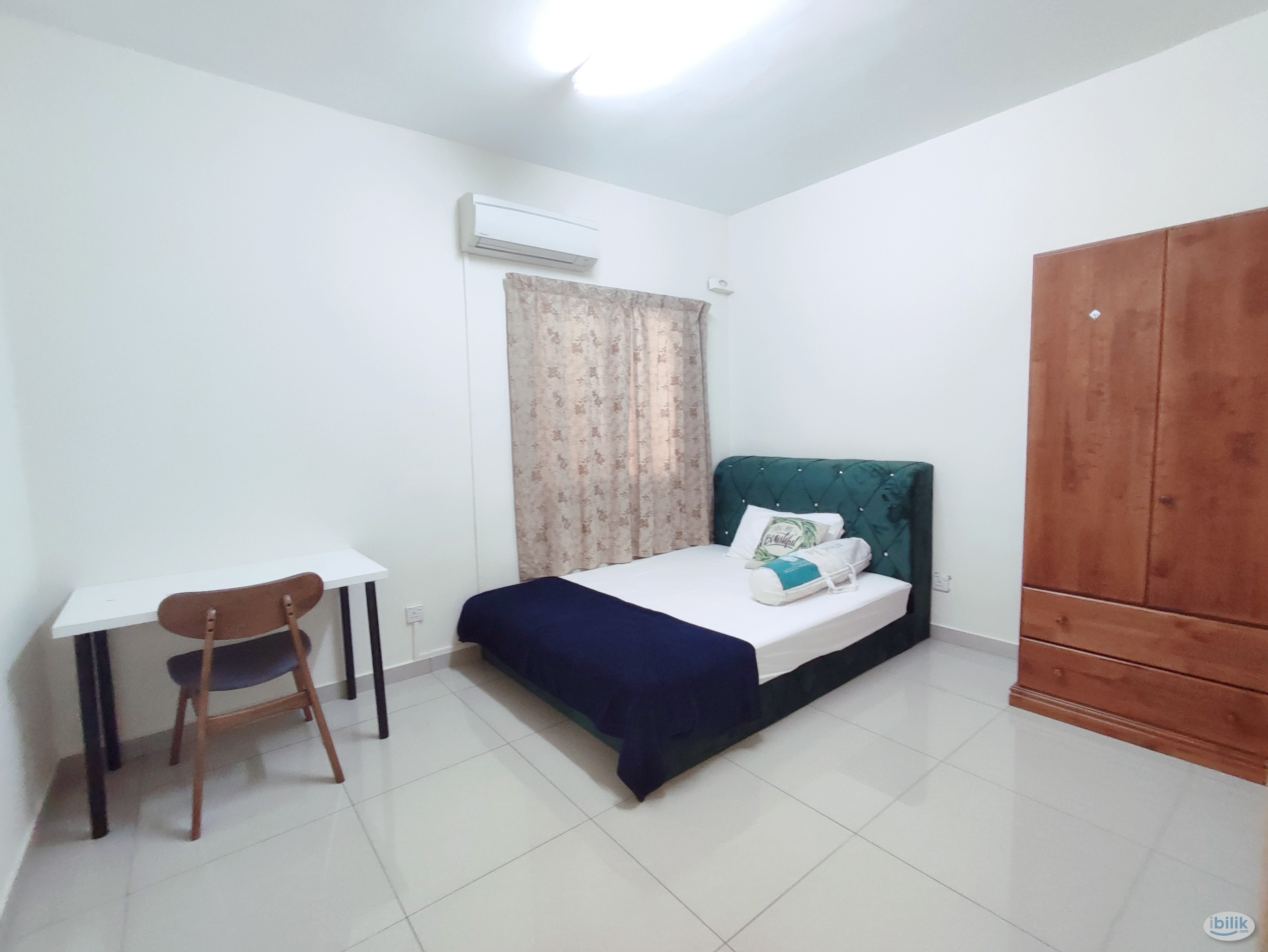Only FEMALE MIDDLE ROOM AT KEN DAMANSARA, DAMANSARA INTAN - Image 1