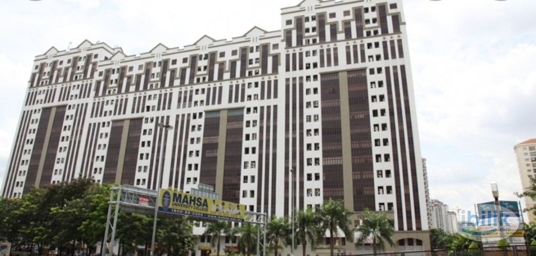 Female master room at Ken Damansara - Image 1