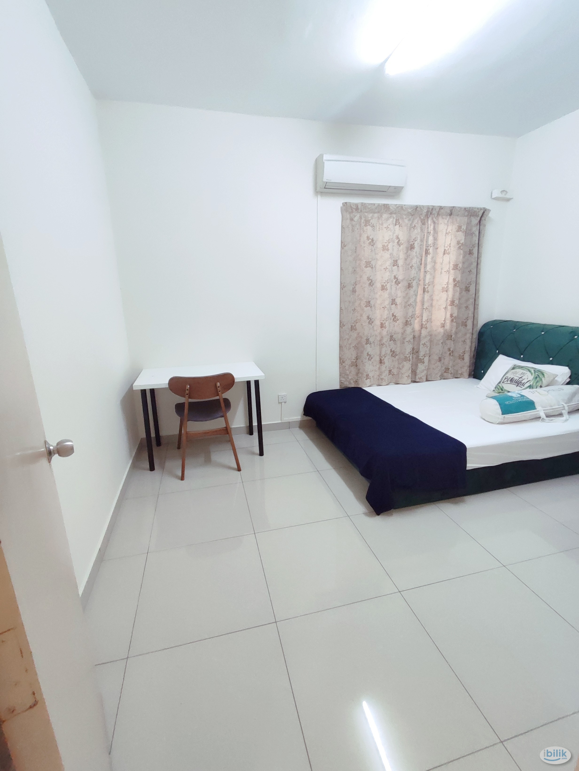Female master room at Ken Damansara - Image 3