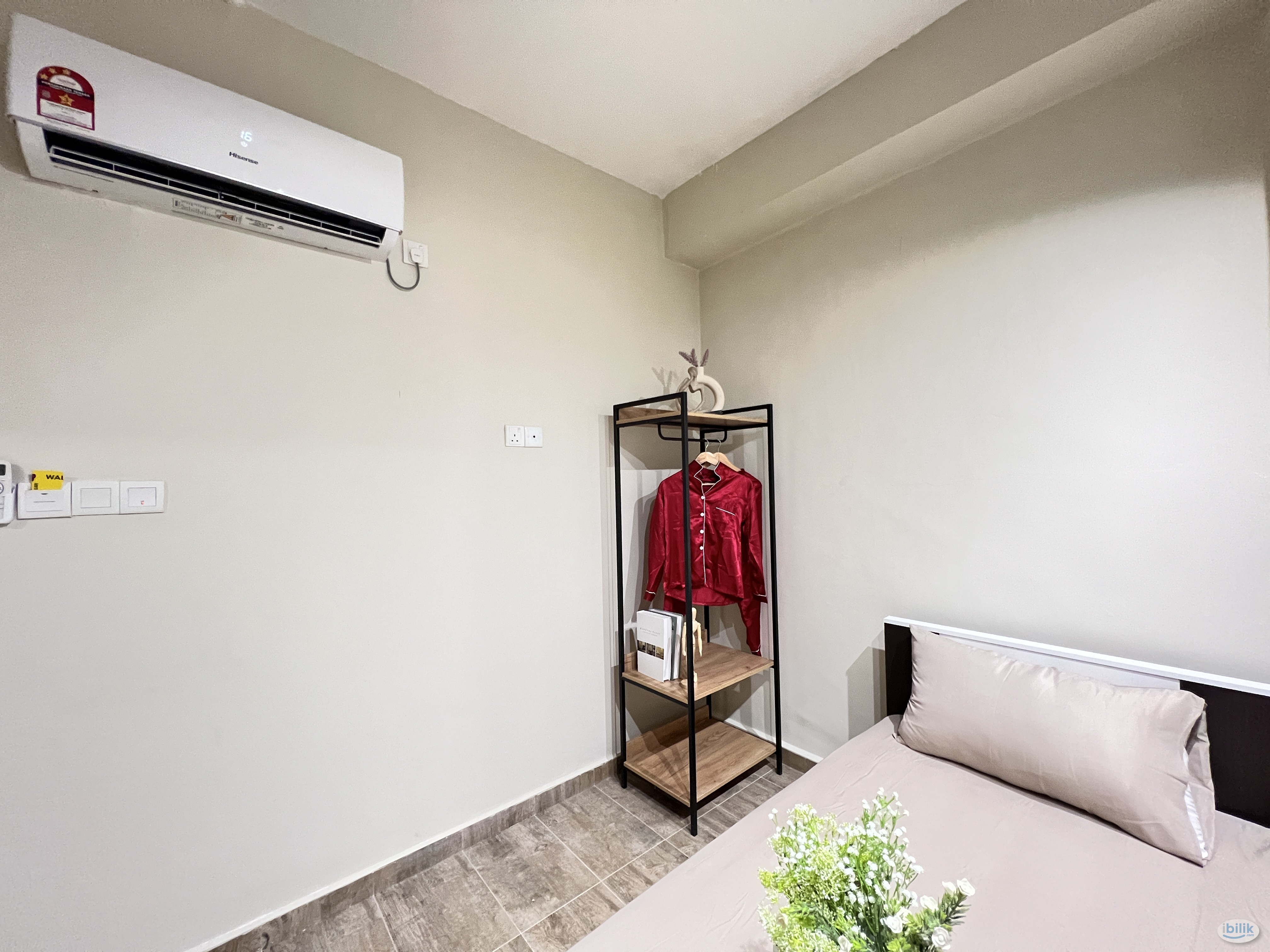 11mins walk to Times Square 🚶‍♂️ Furnished Room Rent at Pudu - Image 3