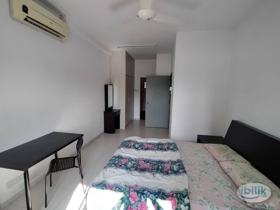 Female Unit Immediate Move In BIG Master Room at Suria Jelatek Residence, Ampang Hilir 5 minutes LRT Jelatek - Image 1