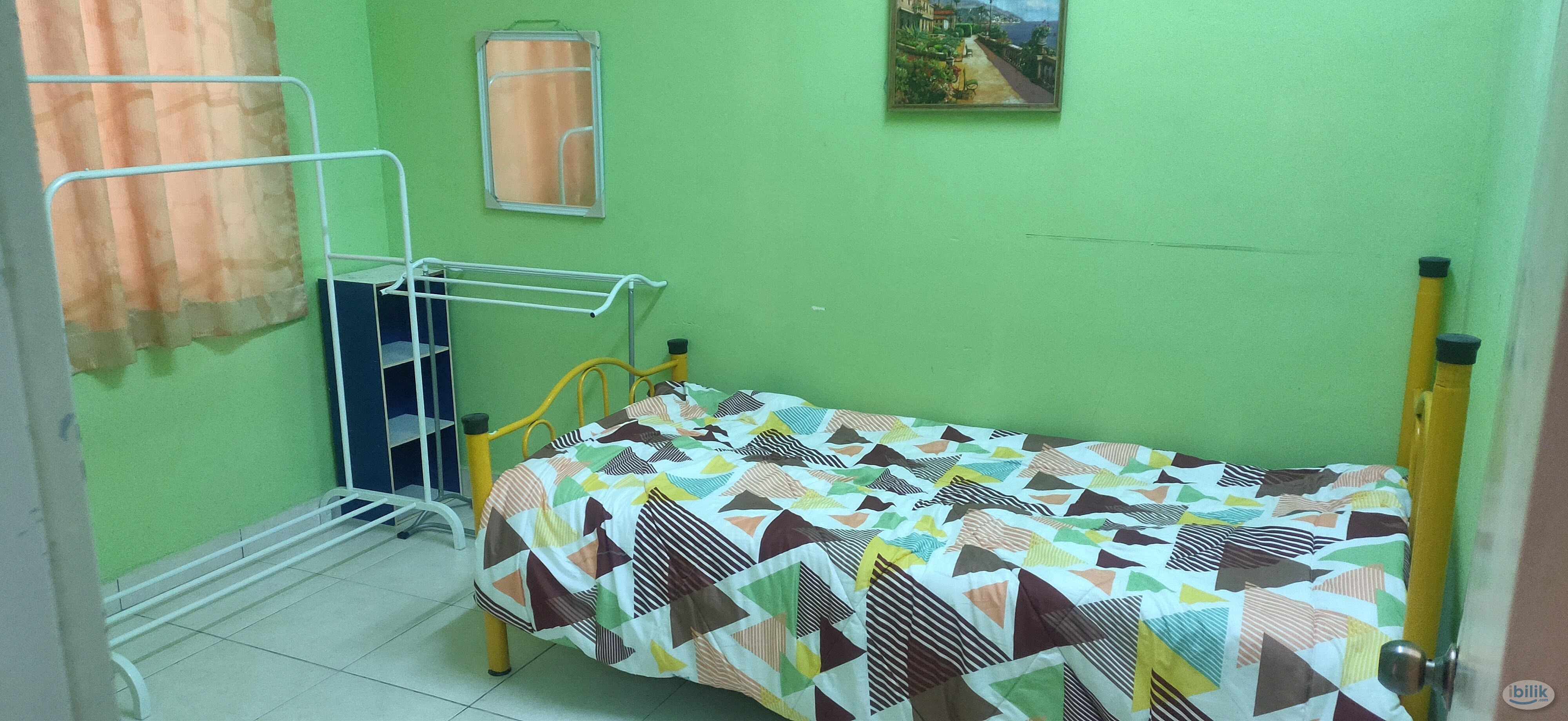 Cyberia Smarthome. E  Furnished NONsharing middle room  Airconditioned. - Image 4