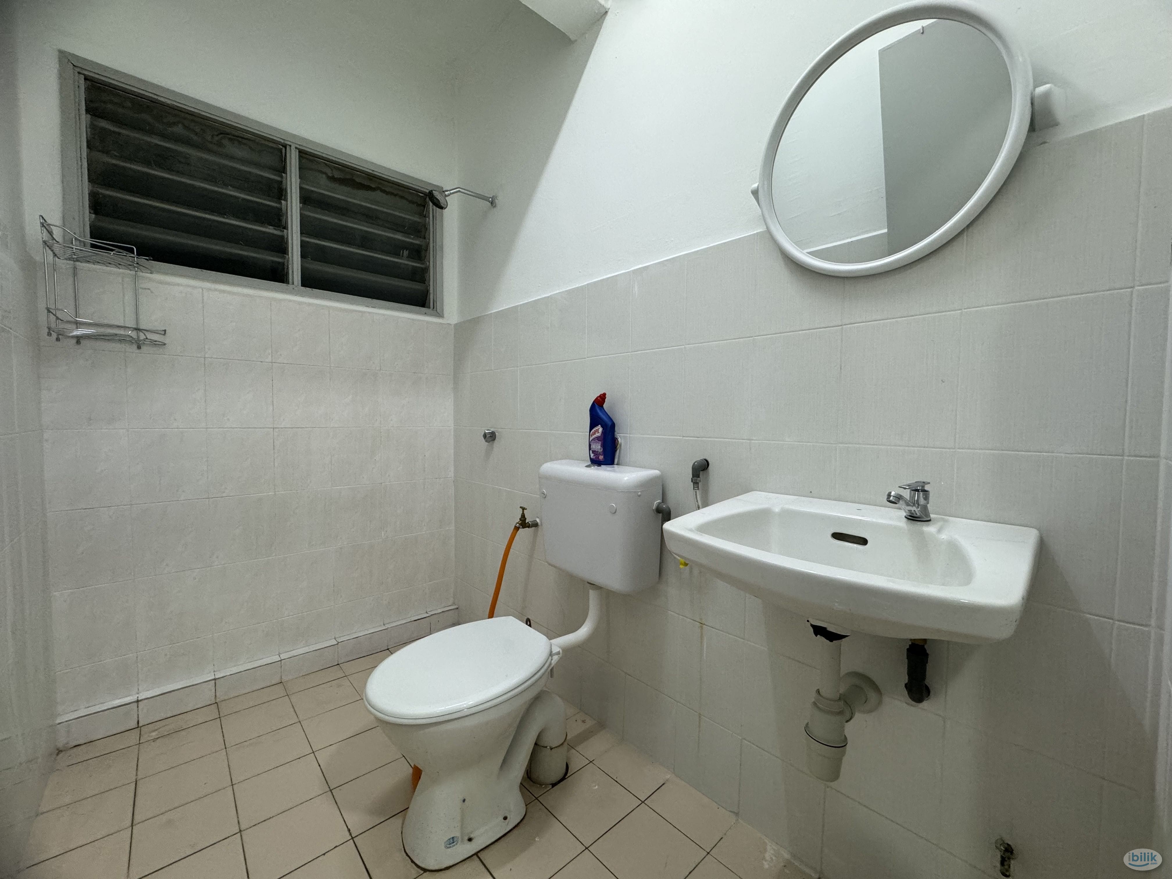 Single Room at Kota Damansara, Petaling Jaya - Image 3