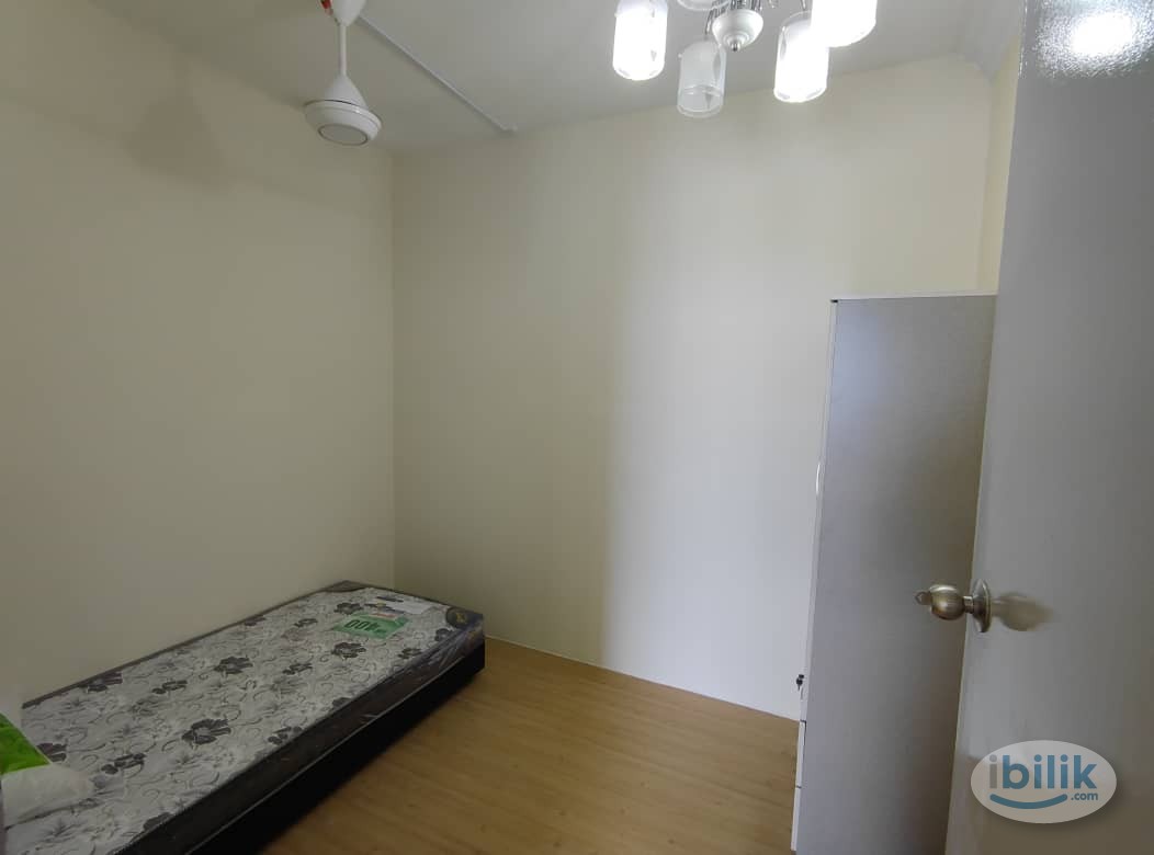 Single Room at Block C16-03A @ Sri Mutiara,seri alam,masai - Image 2