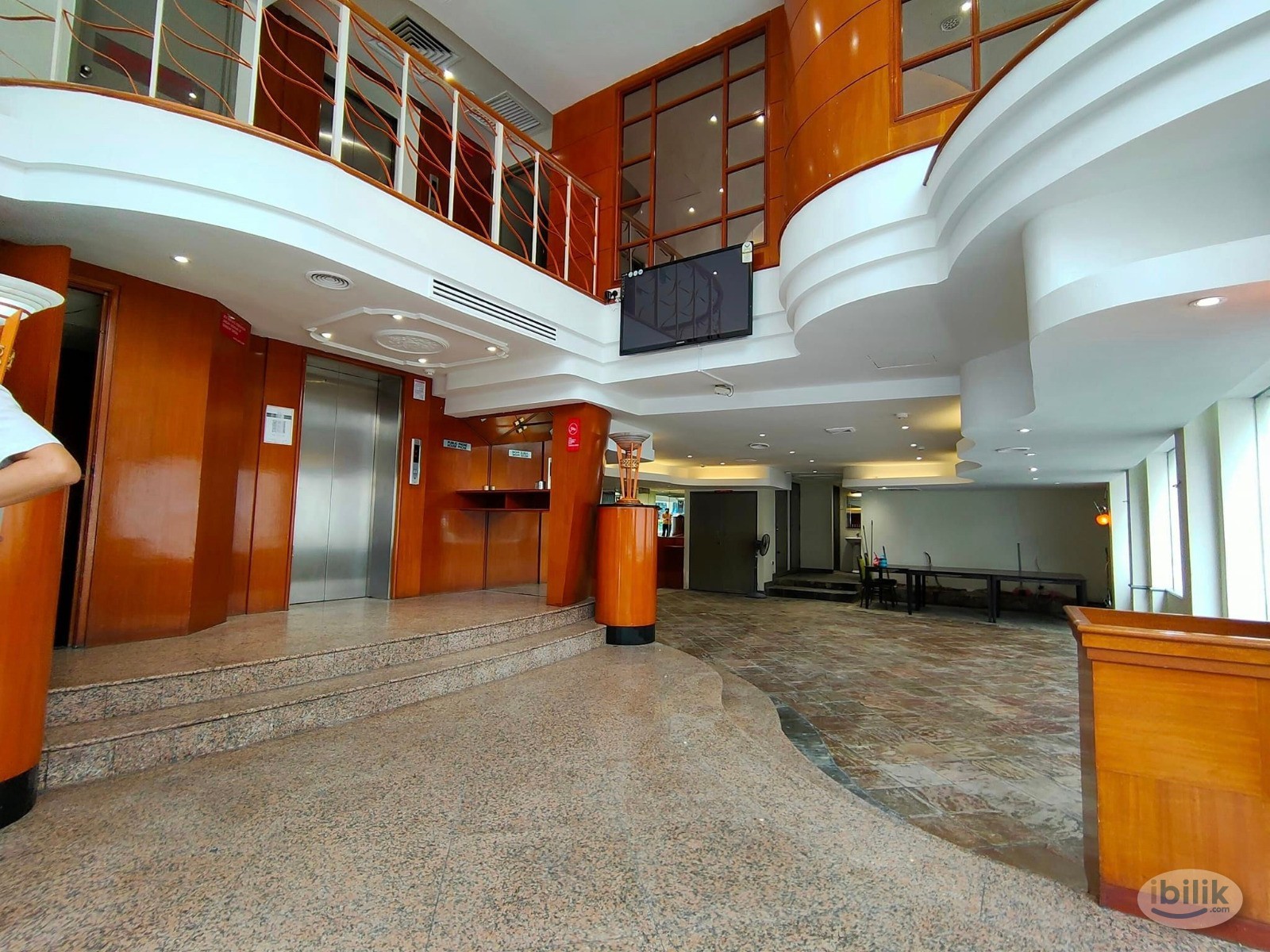 [Grand Maria] Queen Bed in Master Room at Chow Kit Near to PWTC / LRT Station 🚡 - Image 3