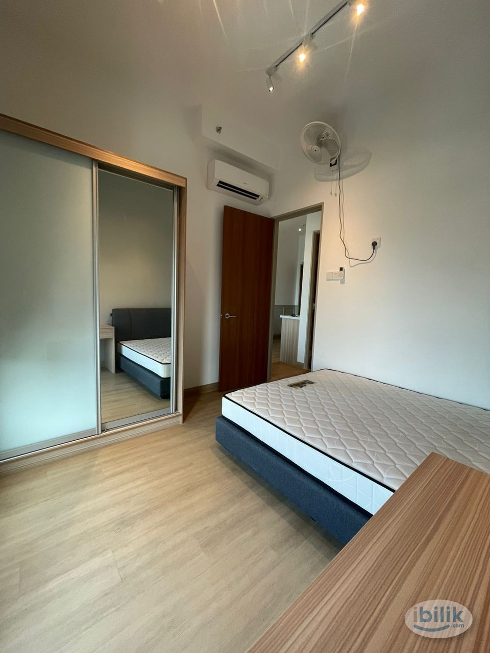 💥💥Hot Unit Master Room at Bandar Sunway Walking distance 5min to sunway college - Image 4
