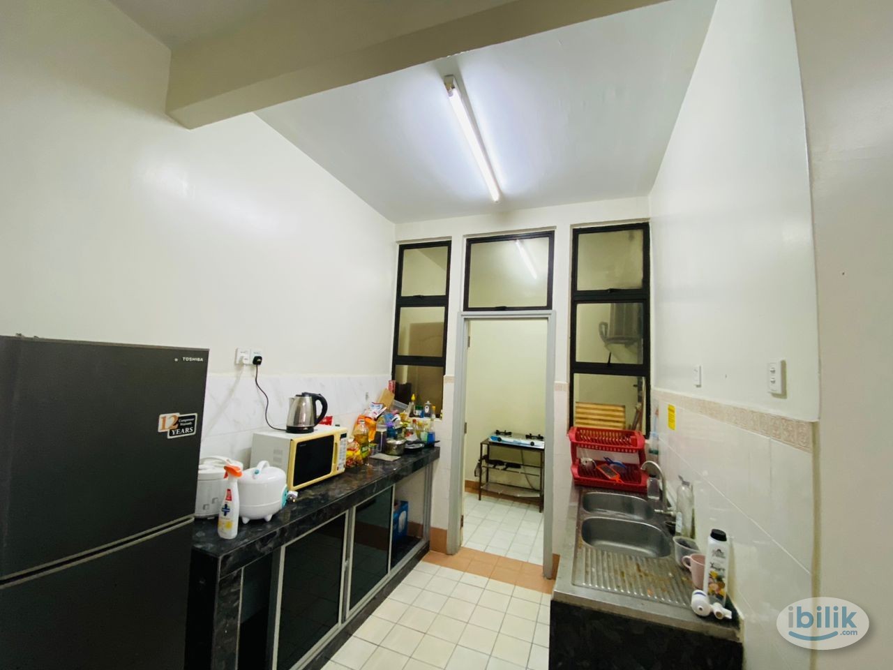 Bu master bedroom at Pelangi utama condominium - Image 2
