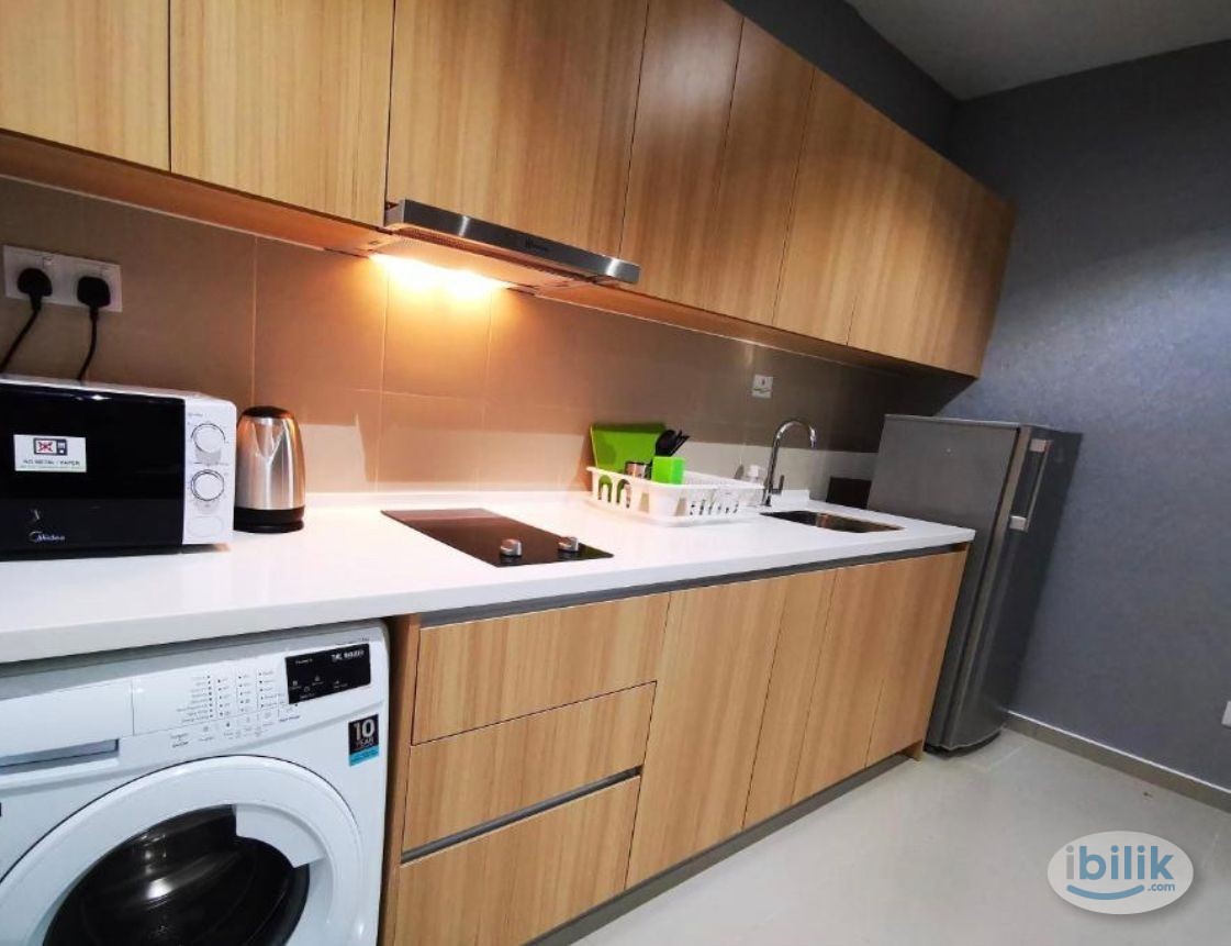 female single room at uptown Damansara - Image 3